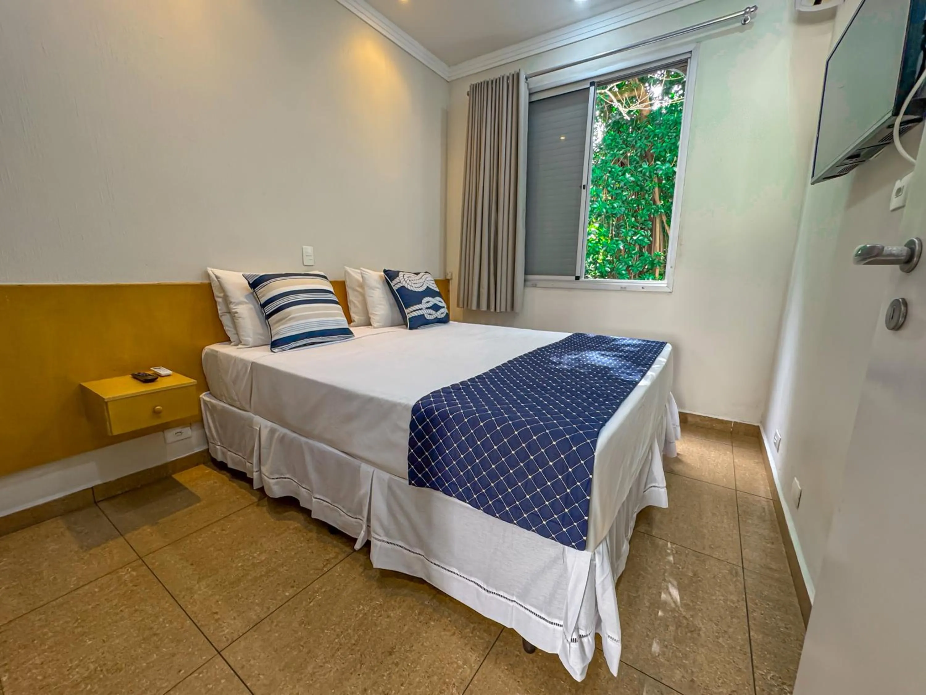 Bedroom, Bed in Hotel Nacional Inn Guarujá