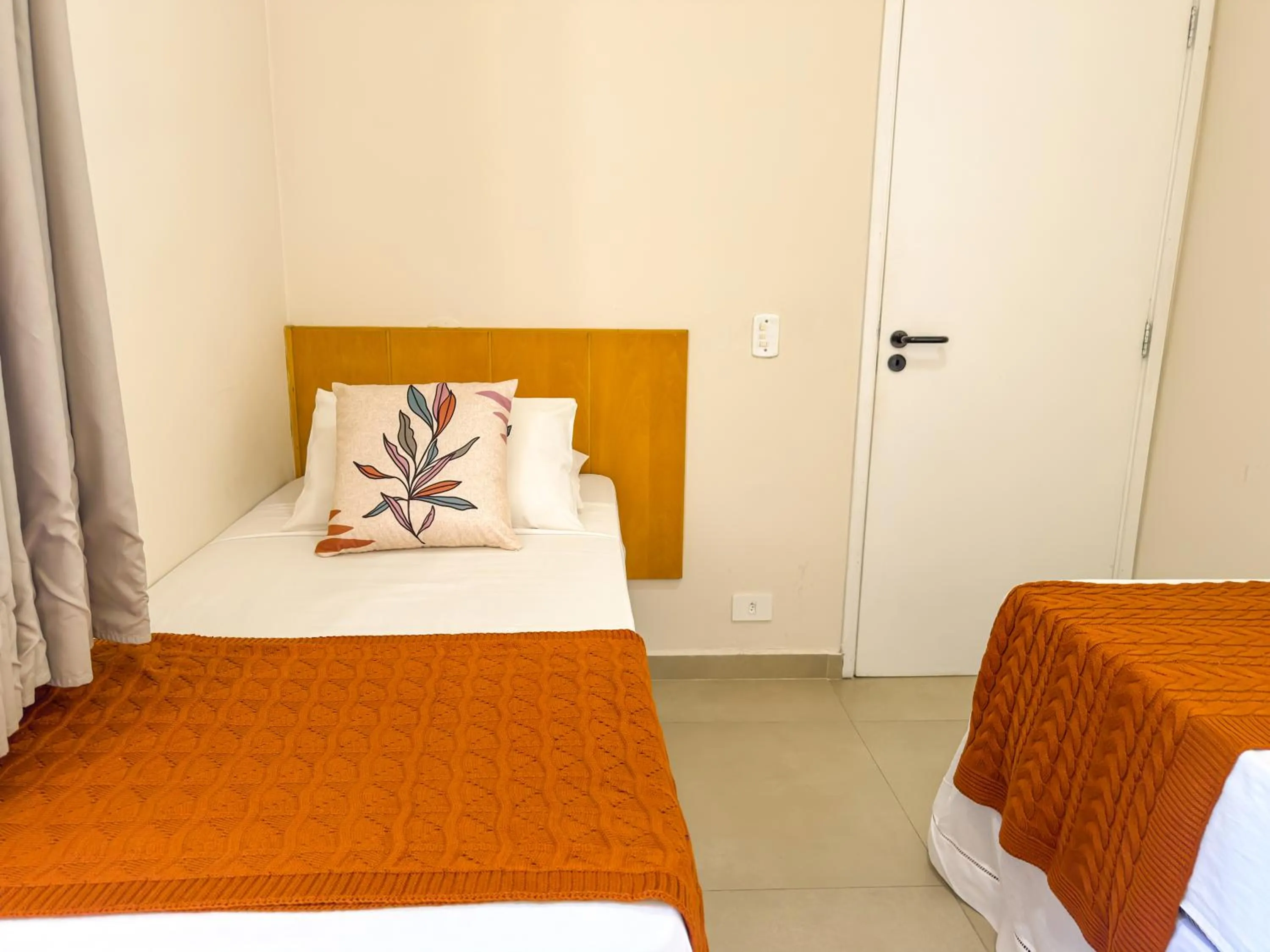 Bedroom, Bed in Hotel Nacional Inn Guarujá