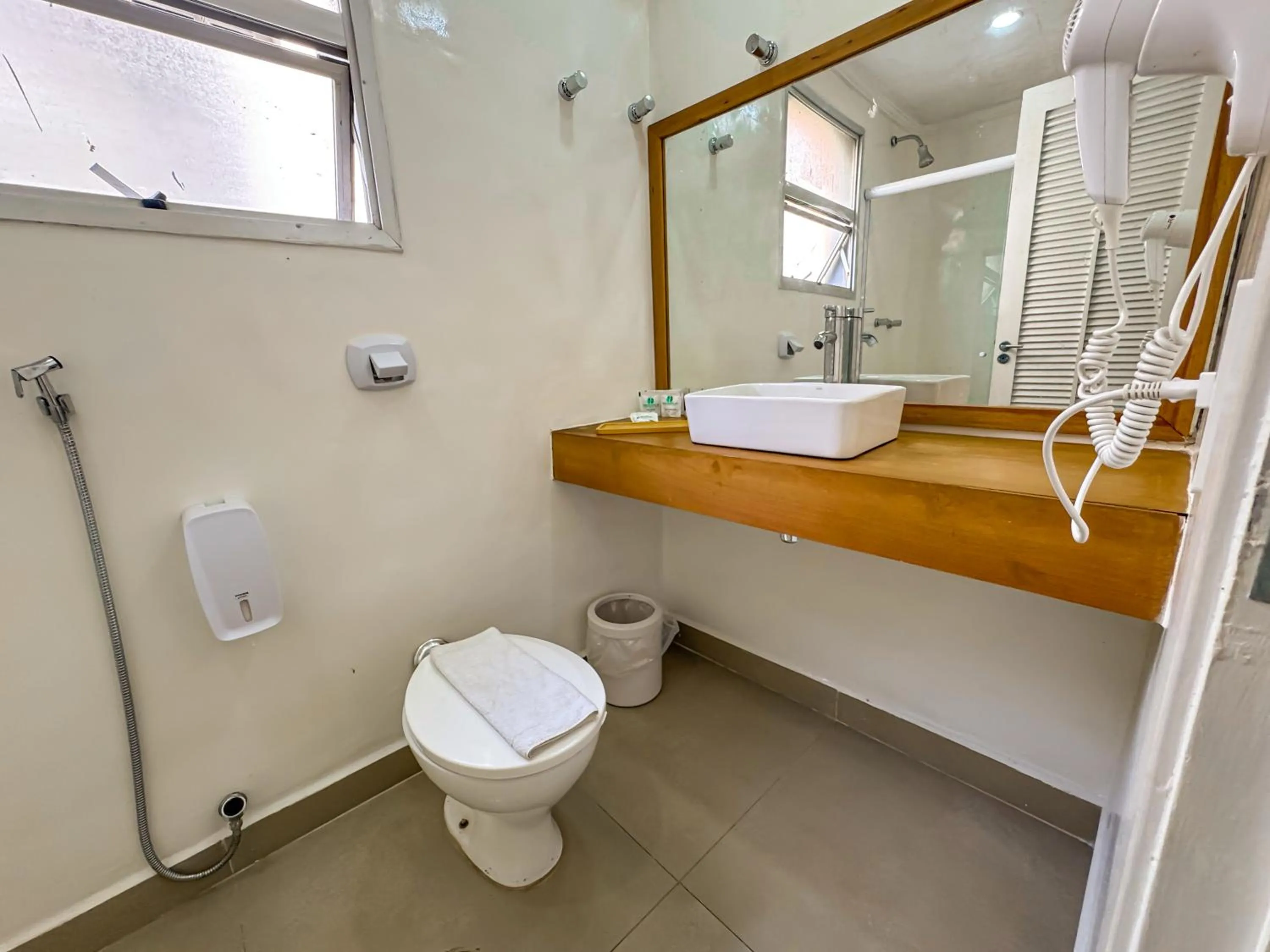 Bathroom in Hotel Nacional Inn Guarujá
