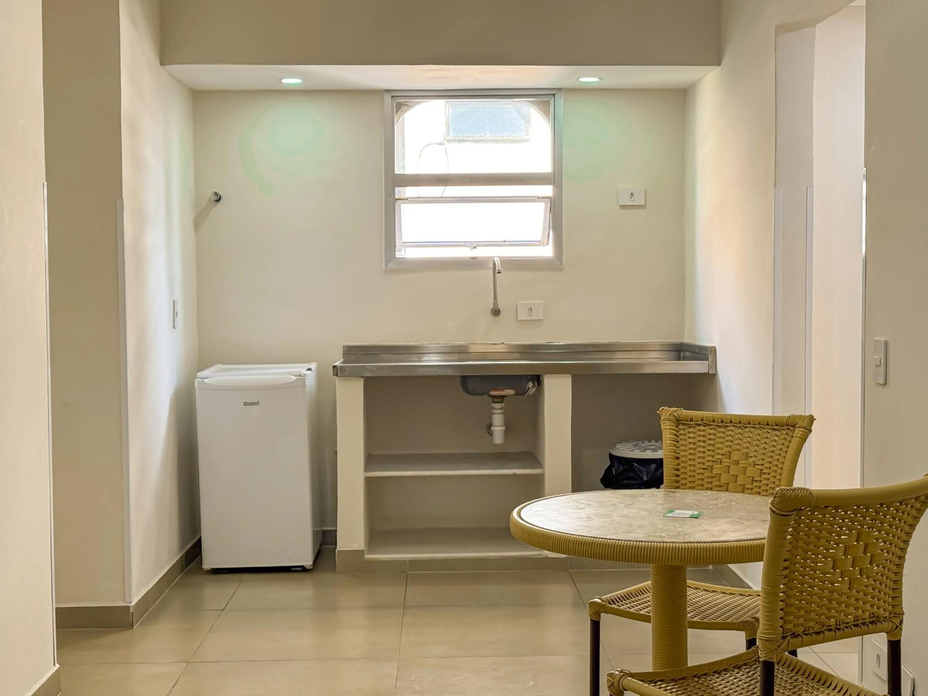 Kitchen or kitchenette in Hotel Nacional Inn Guarujá
