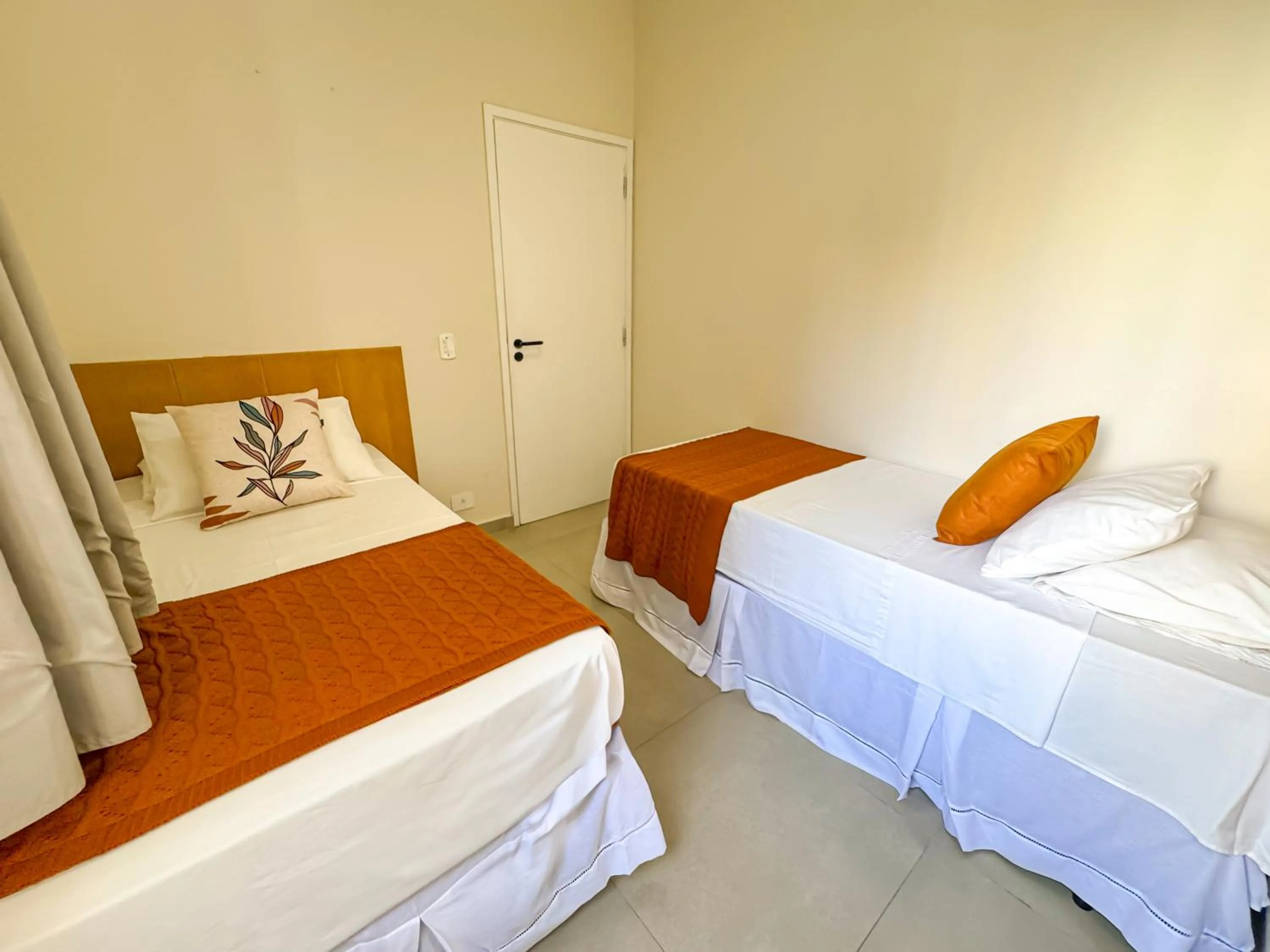 Bedroom, Bed in Hotel Nacional Inn Guarujá