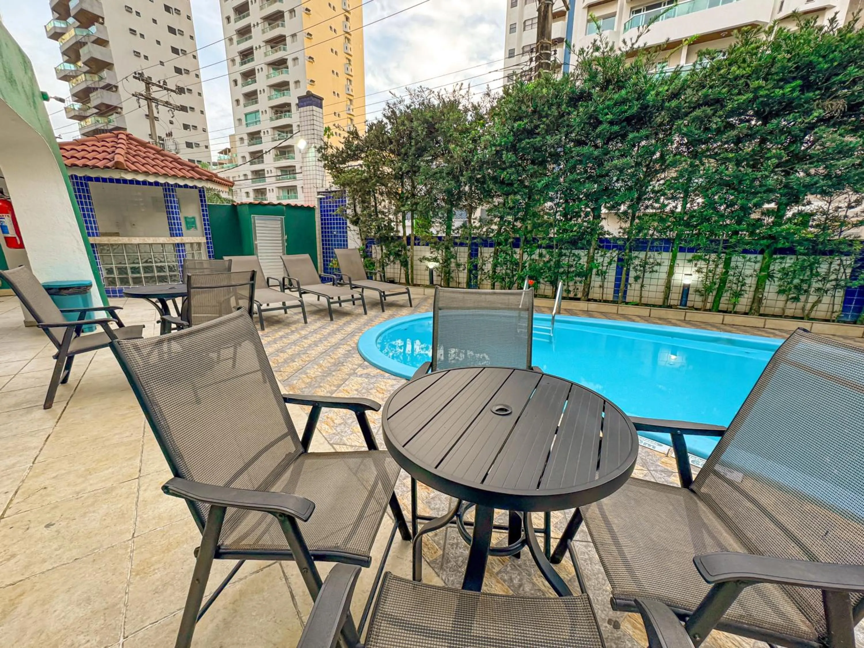 Swimming pool in Hotel Nacional Inn Guarujá