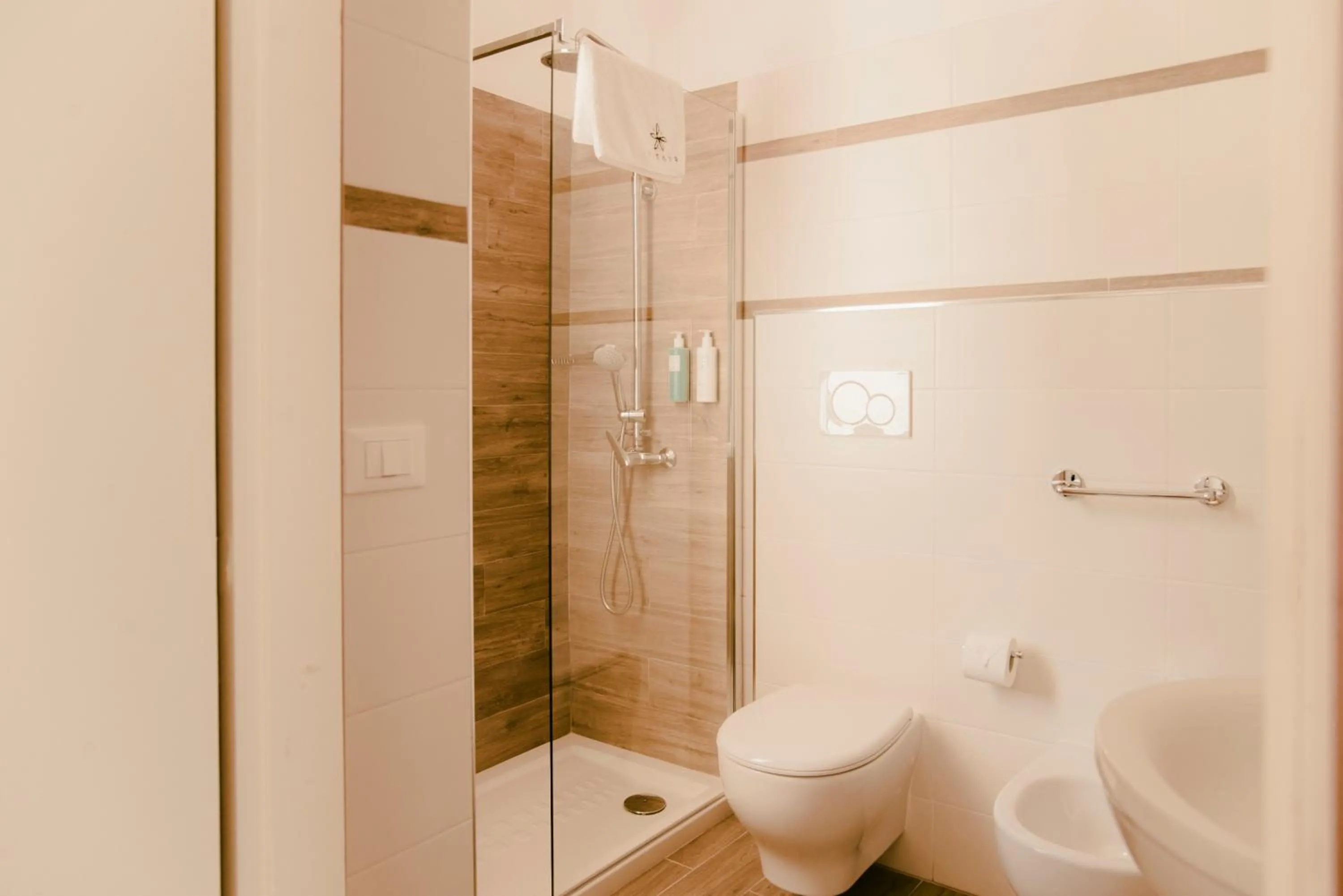 Shower in Residence Altair - Serra degli Alimini