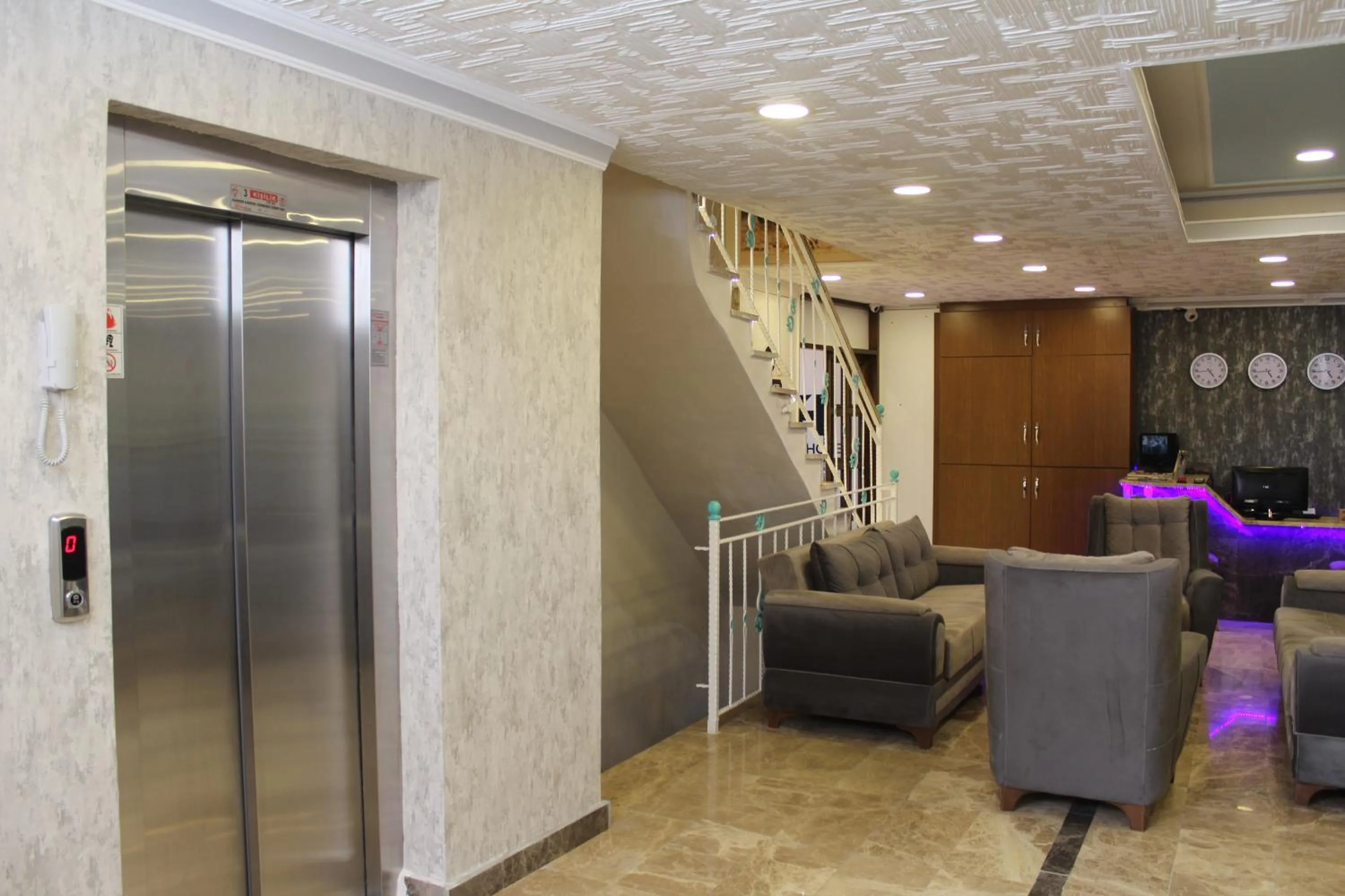 Lobby or reception in Omega Inn