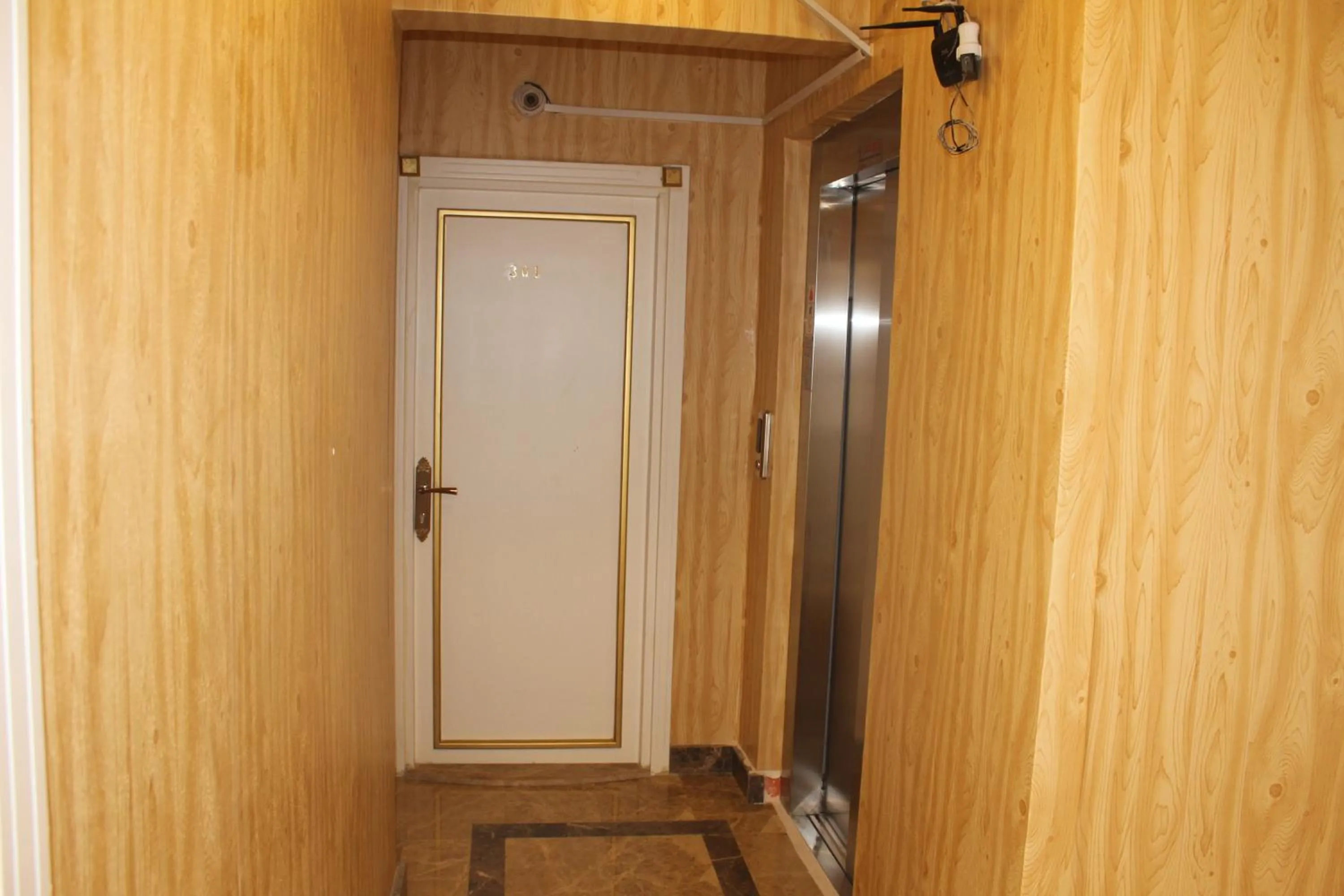 Facade/entrance in Omega Inn