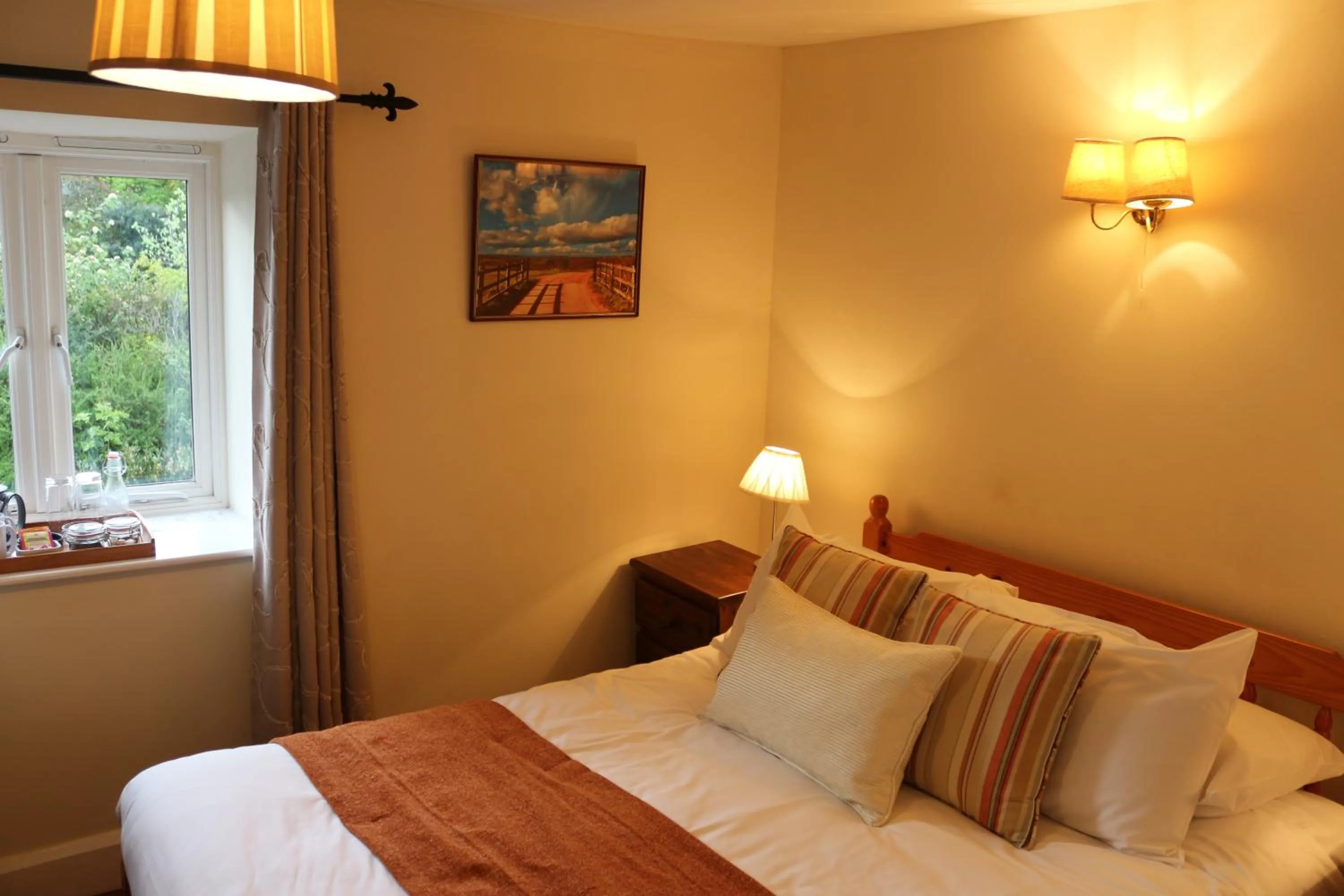 Bed in The Hostelrie at Goodrich