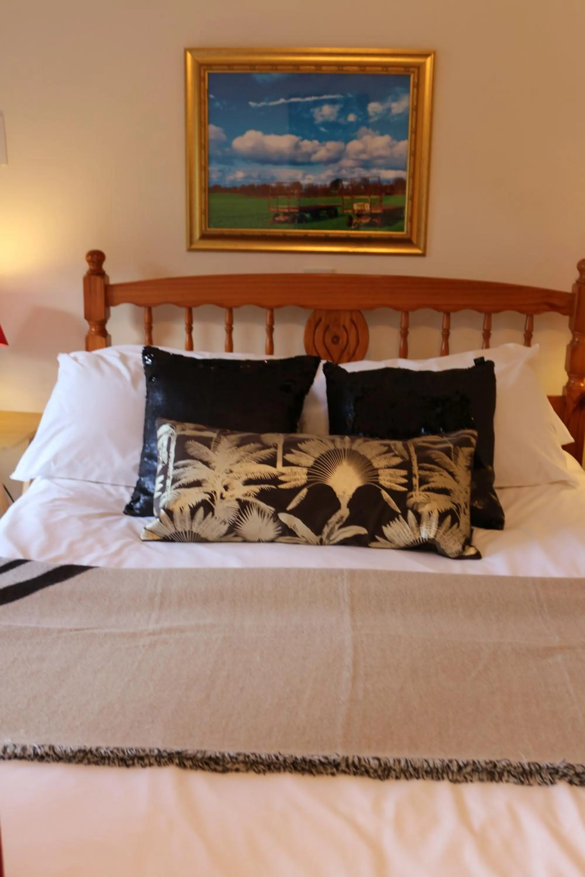 Bed in The Hostelrie at Goodrich