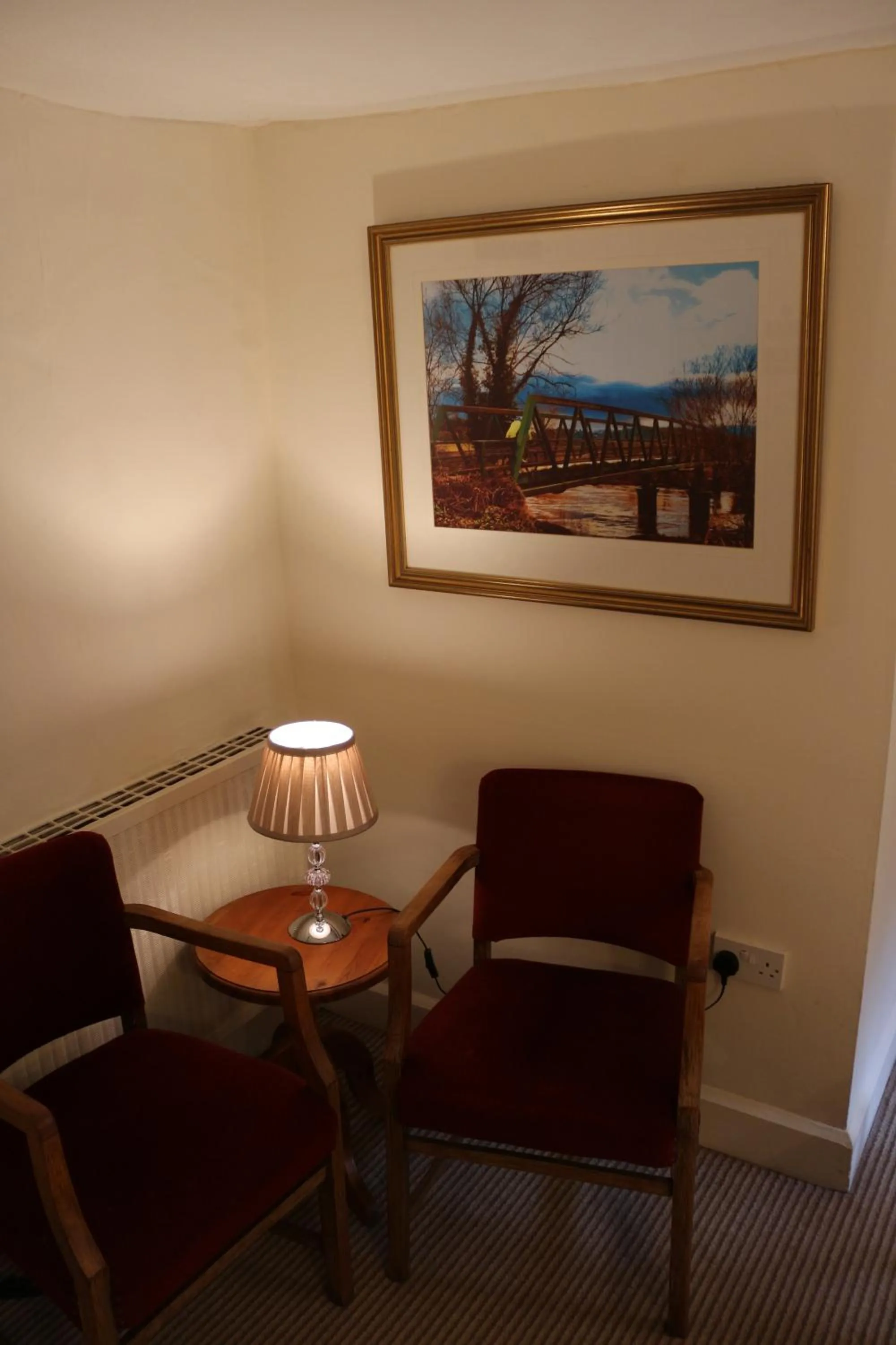 Seating area in The Hostelrie at Goodrich