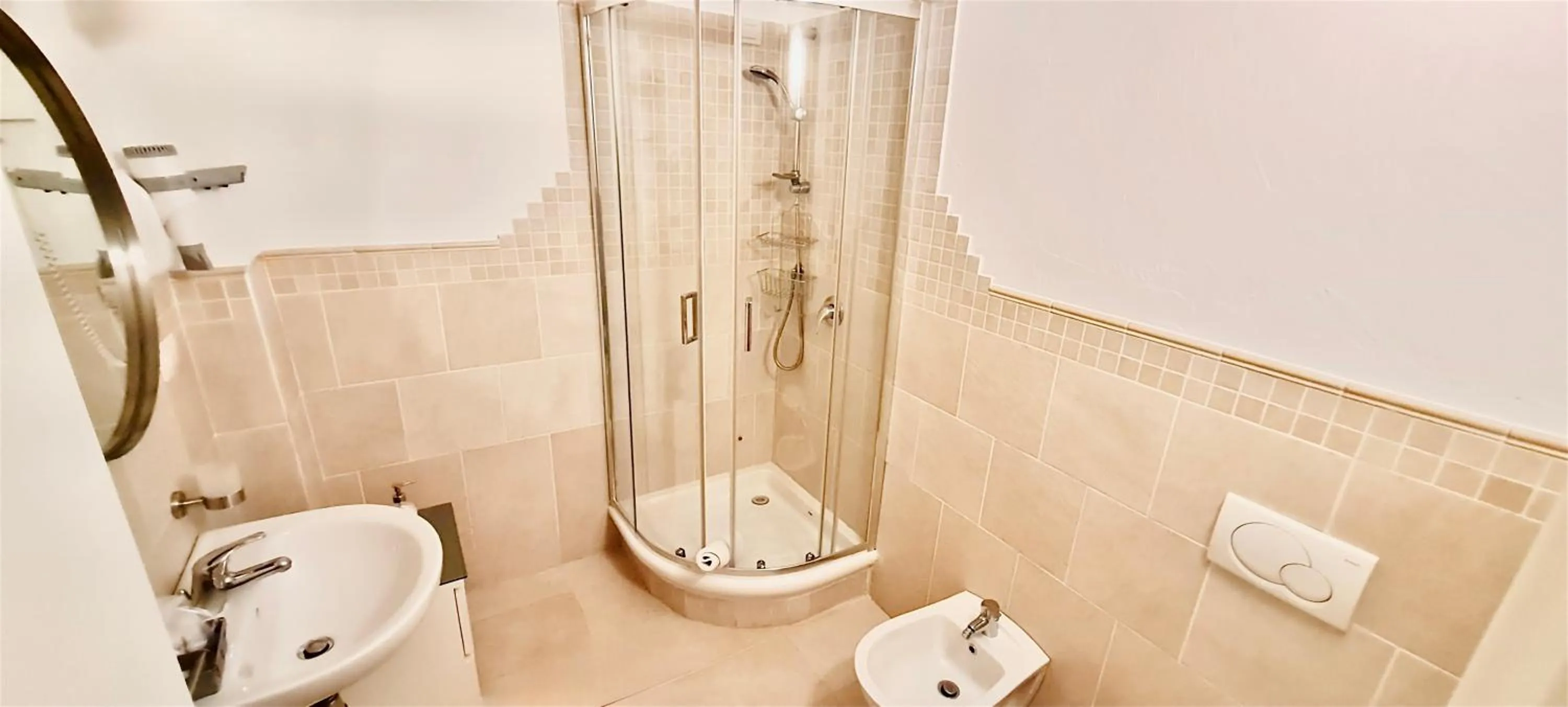 Shower in Residence Borgo Punta Villa