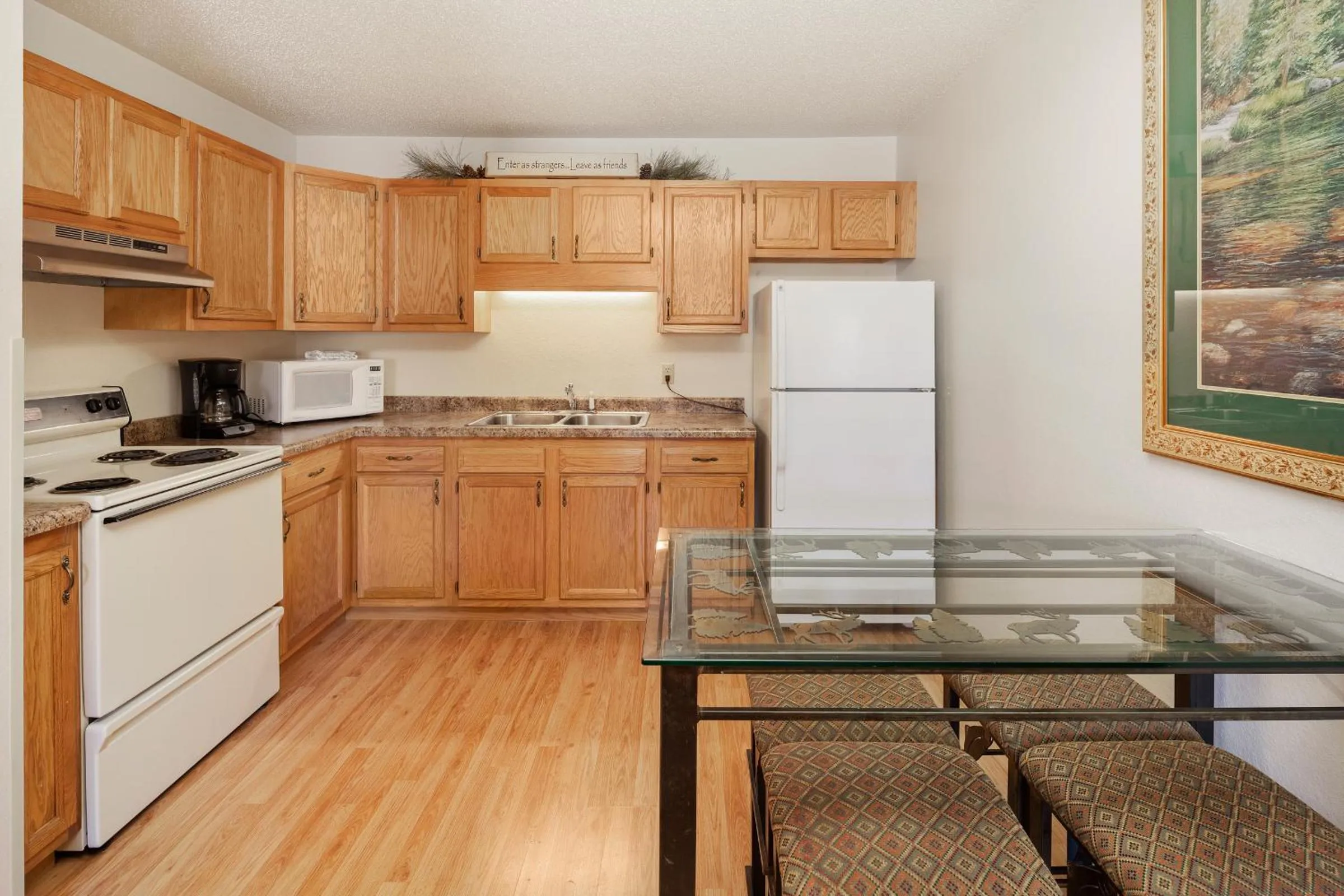Kitchen or kitchenette in Black Hills Luxury Suites