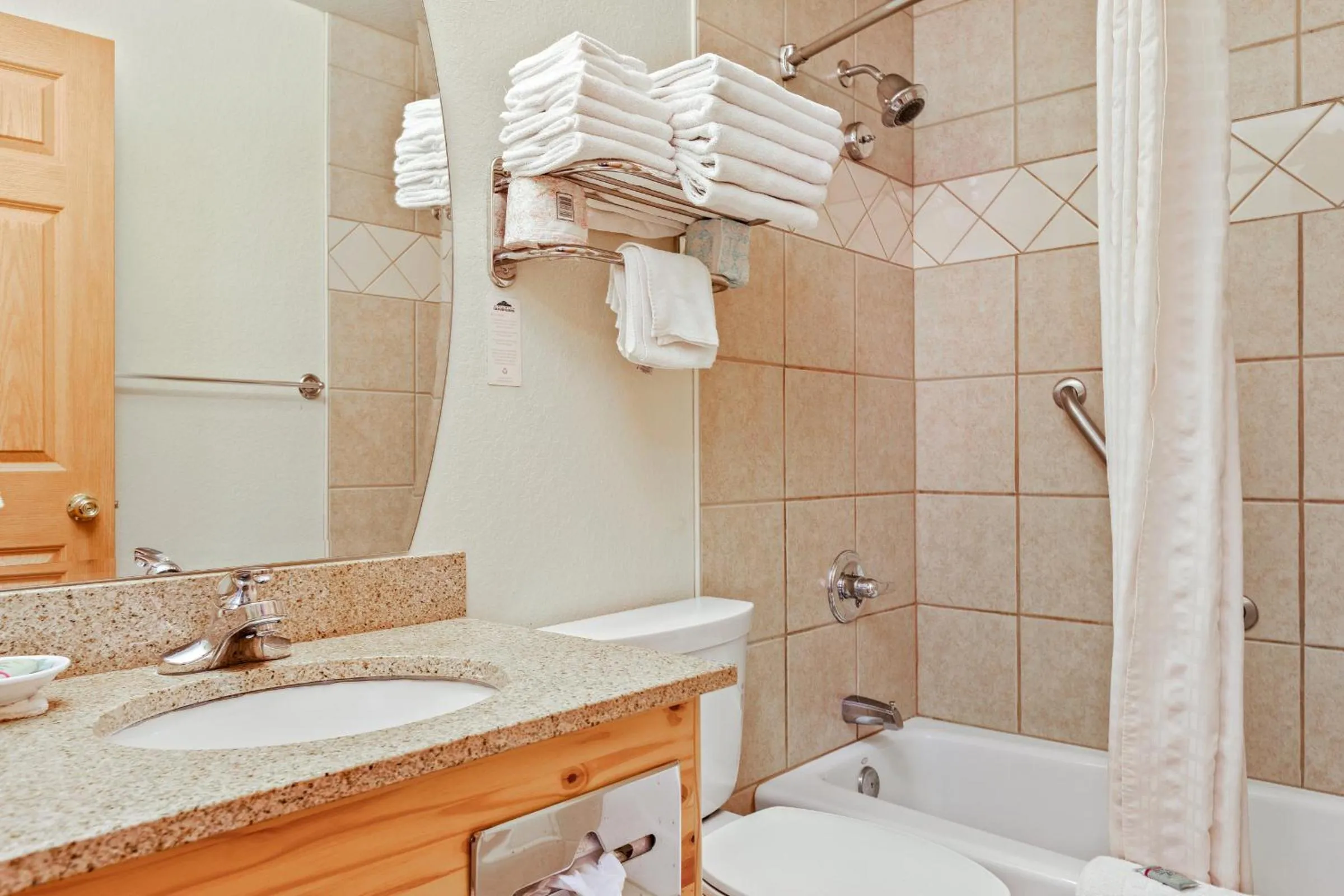 Black Hills Luxury Suites