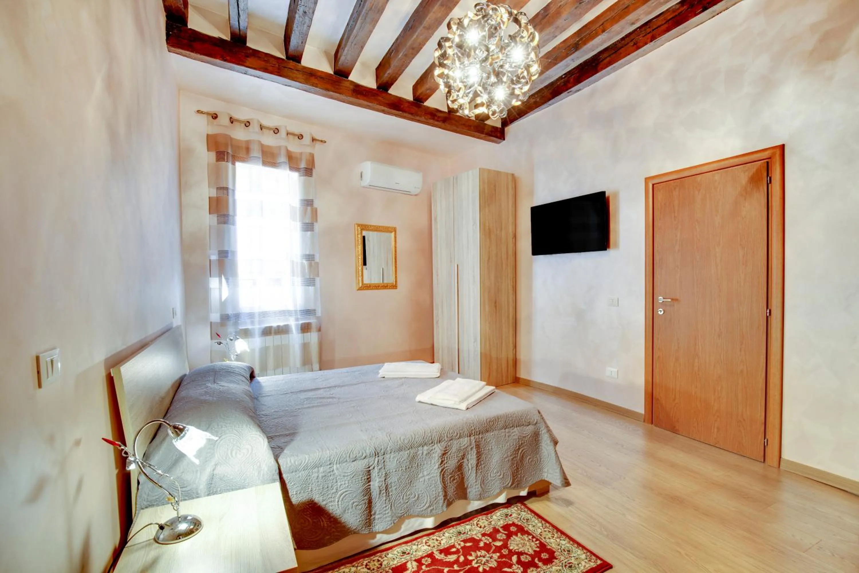 Photo of the whole room, Bed in Locanda Delle Acque