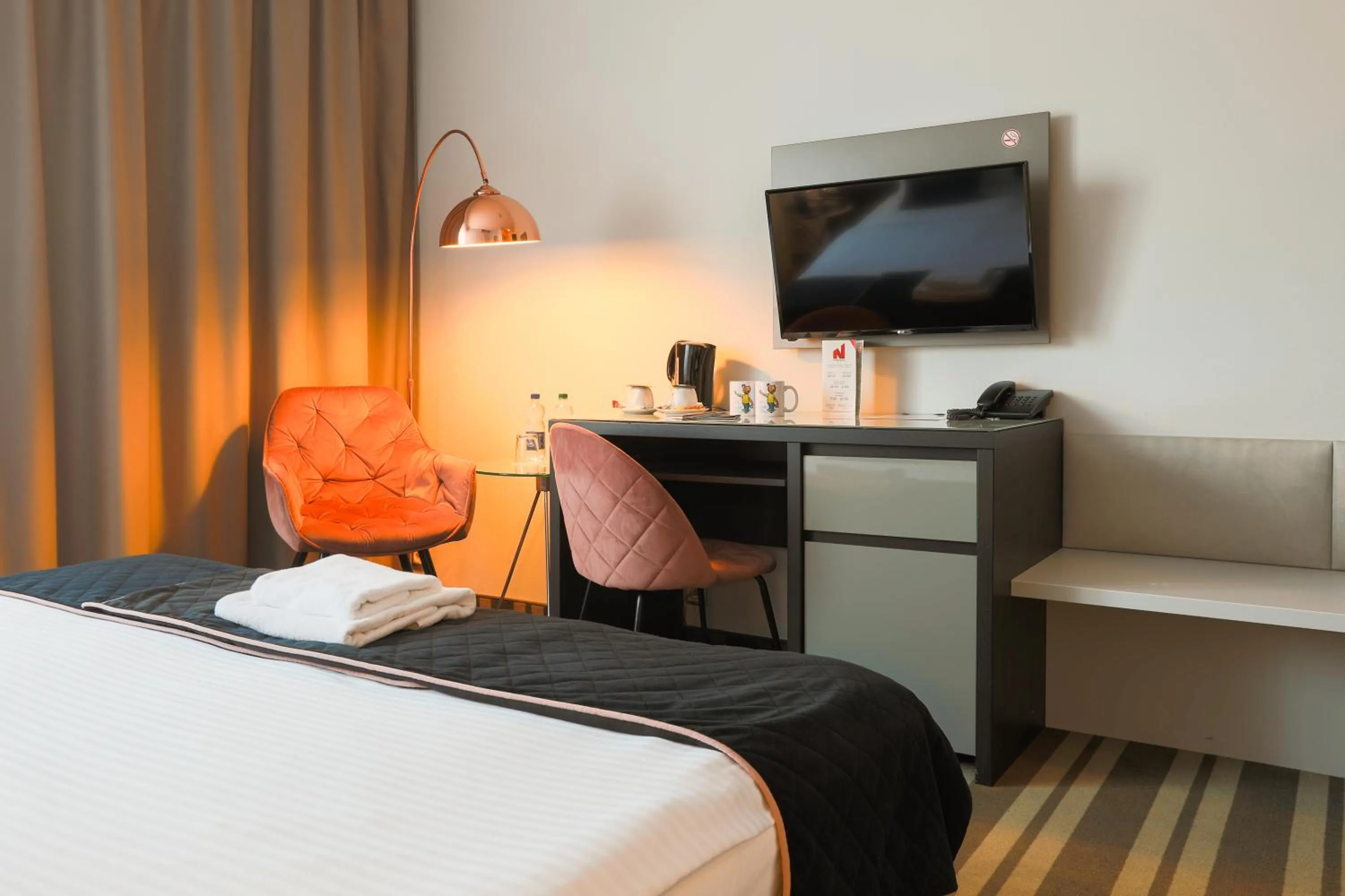 Bed in NoBo Hotel - business