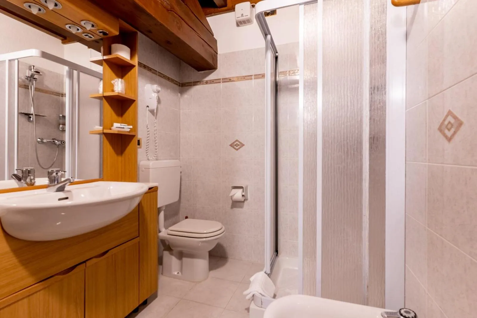 Bathroom in Hotel Des Alpes