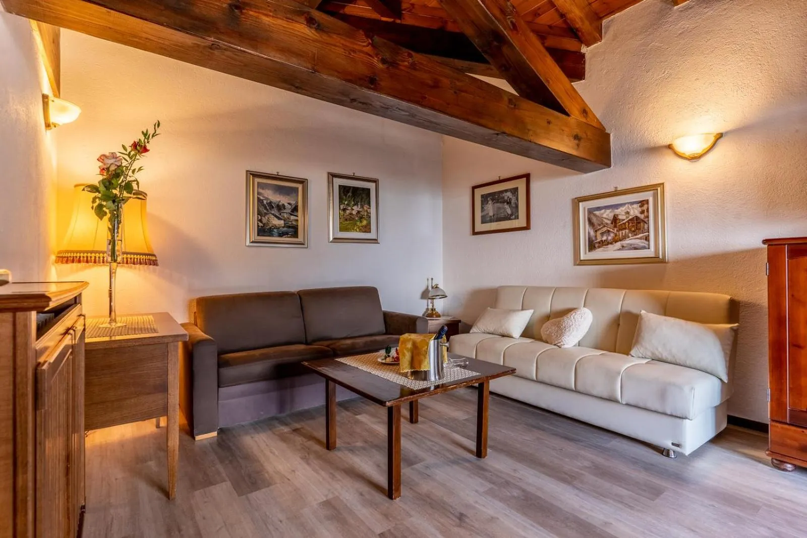 Living room in Hotel Des Alpes