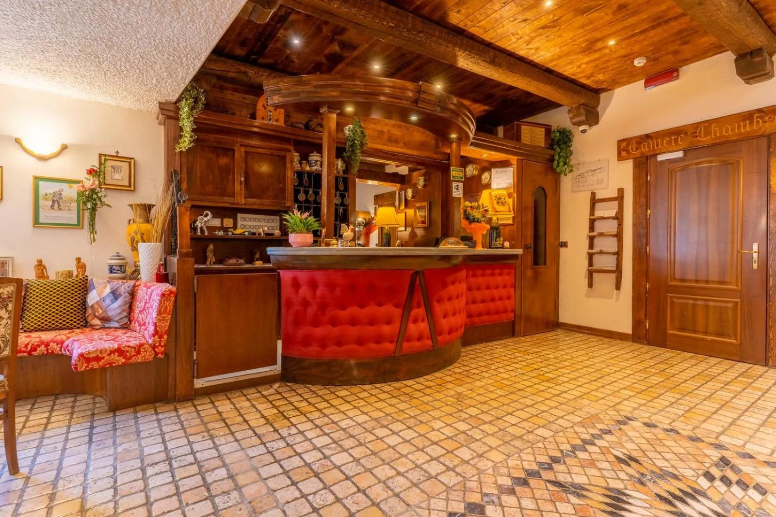 Lobby or reception in Hotel Des Alpes