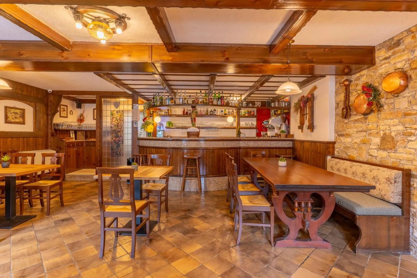 Lounge or bar in Hotel Des Alpes