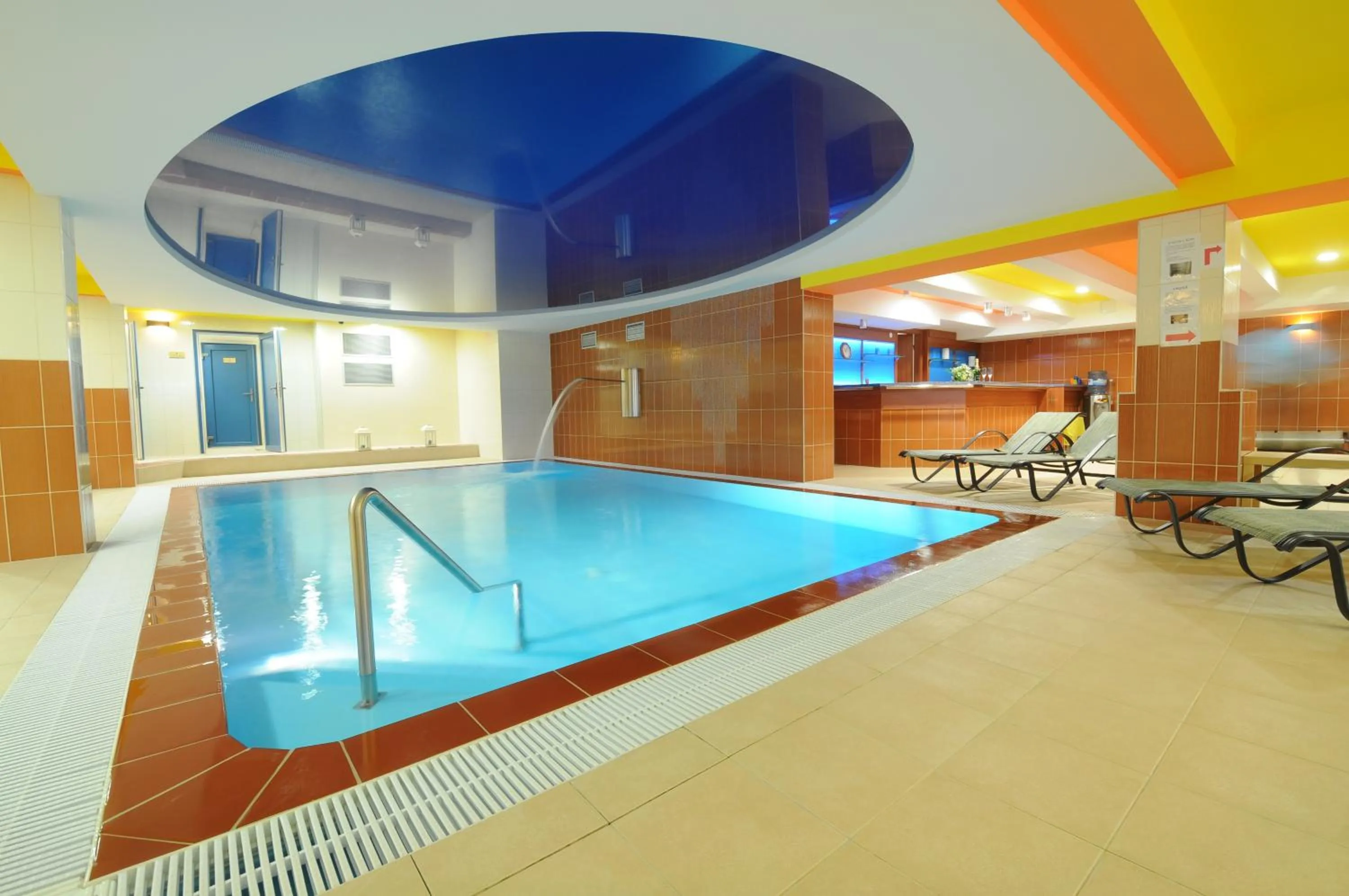 Swimming pool in Wellness Resort Energetic