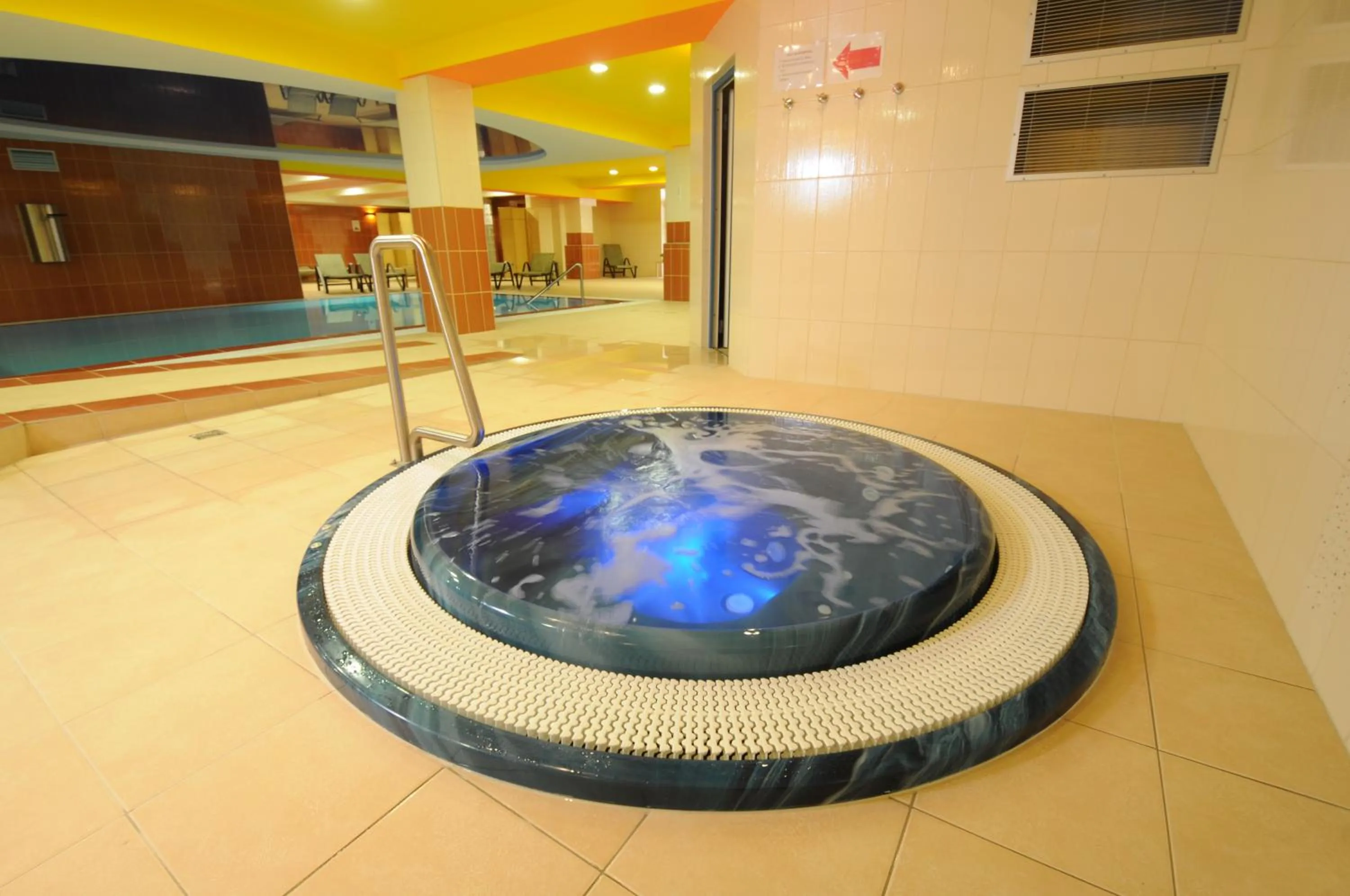 Hot Tub in Wellness Resort Energetic