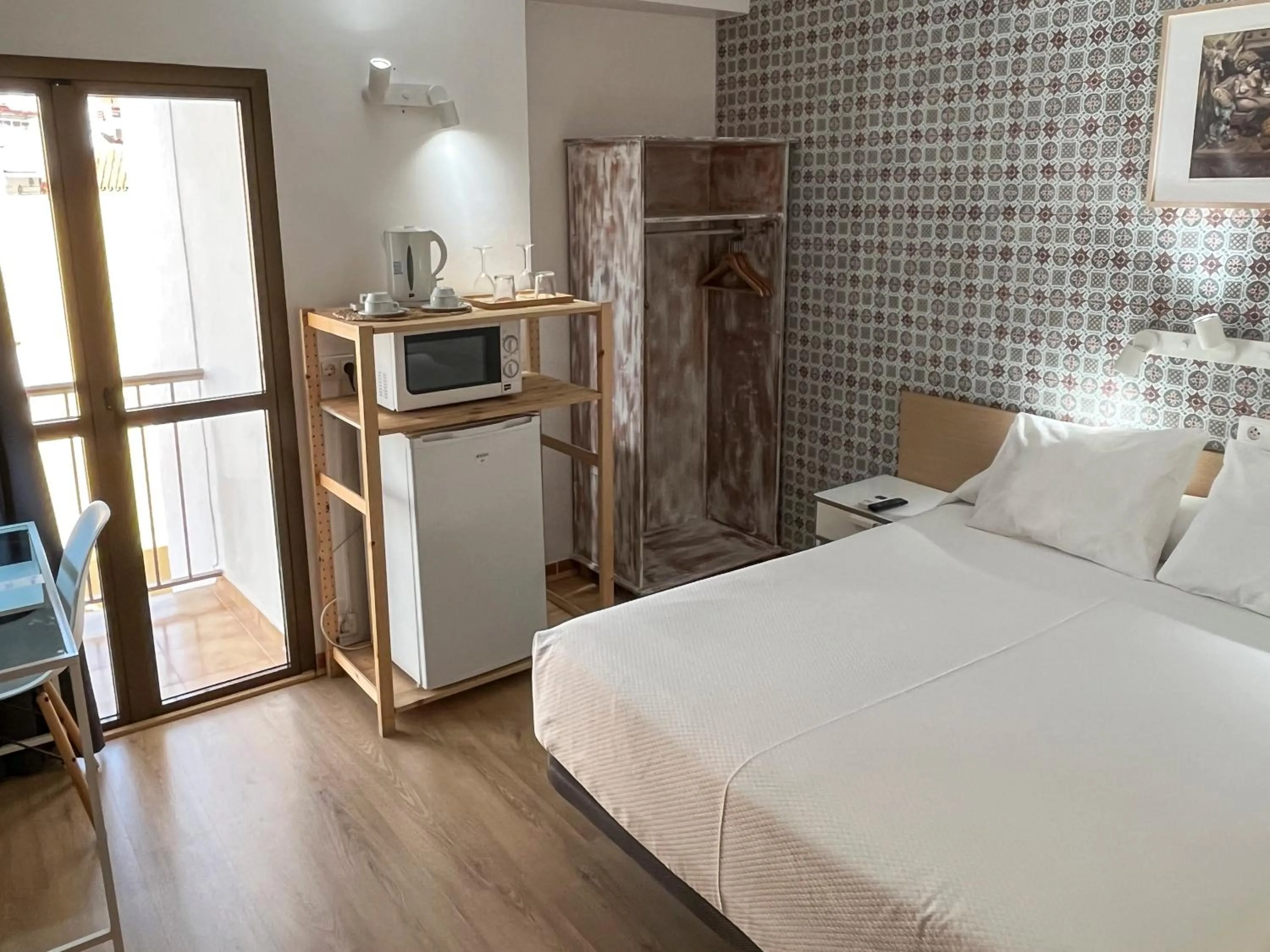 City view, Bed in Beatriz Charming Hostal