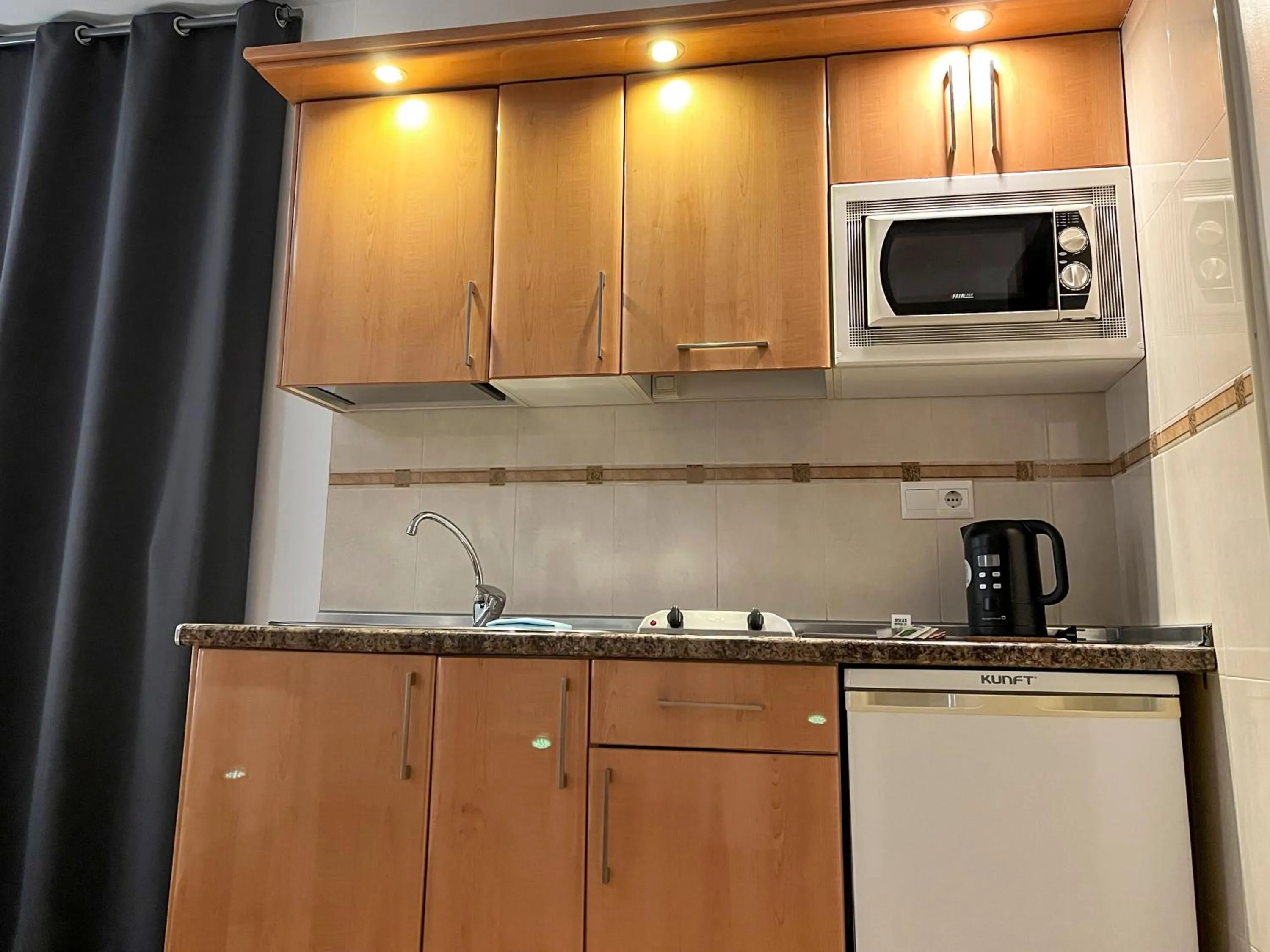 kitchen in Beatriz Charming Hostal