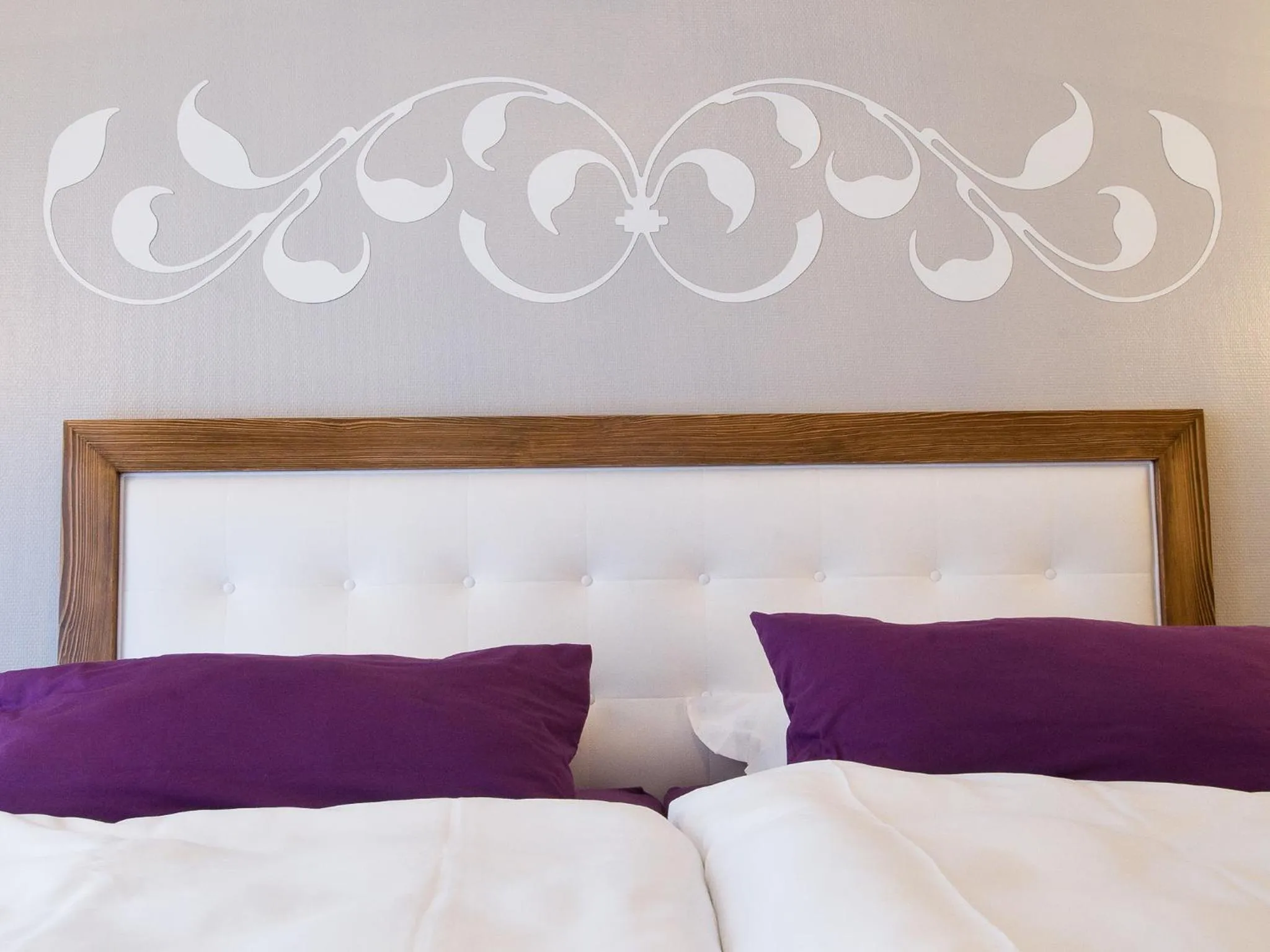 Bed in Amethyst Hotel Garni Lüneburg