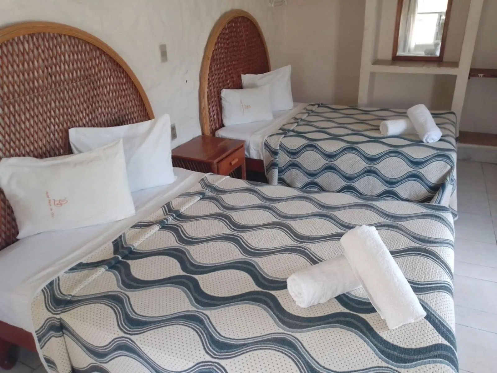 Photo of the whole room, Bed in Hotel Playa de Oro - Enfrente de WTC y Plazas Comerciales