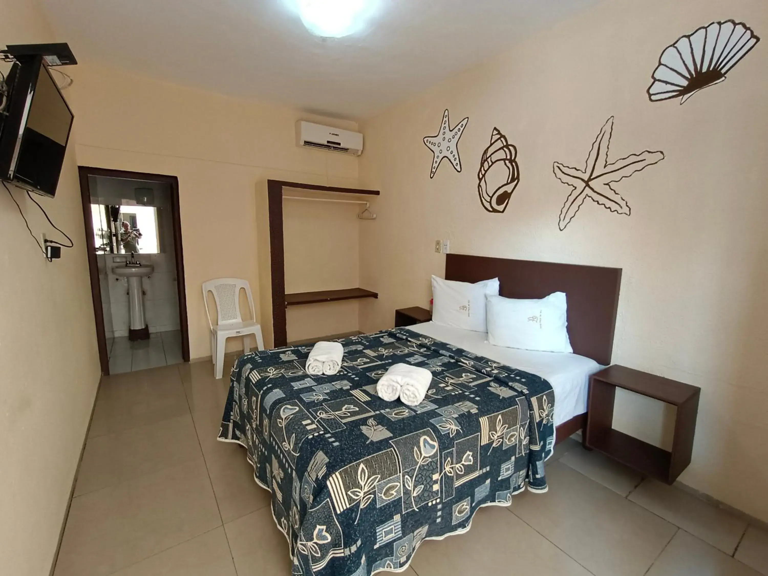 Double Room in Hotel Playa de Oro - Enfrente de WTC y Plazas Comerciales Double Room in Hotel Playa de Oro - Enfrente de WTC y Plazas Comerciales