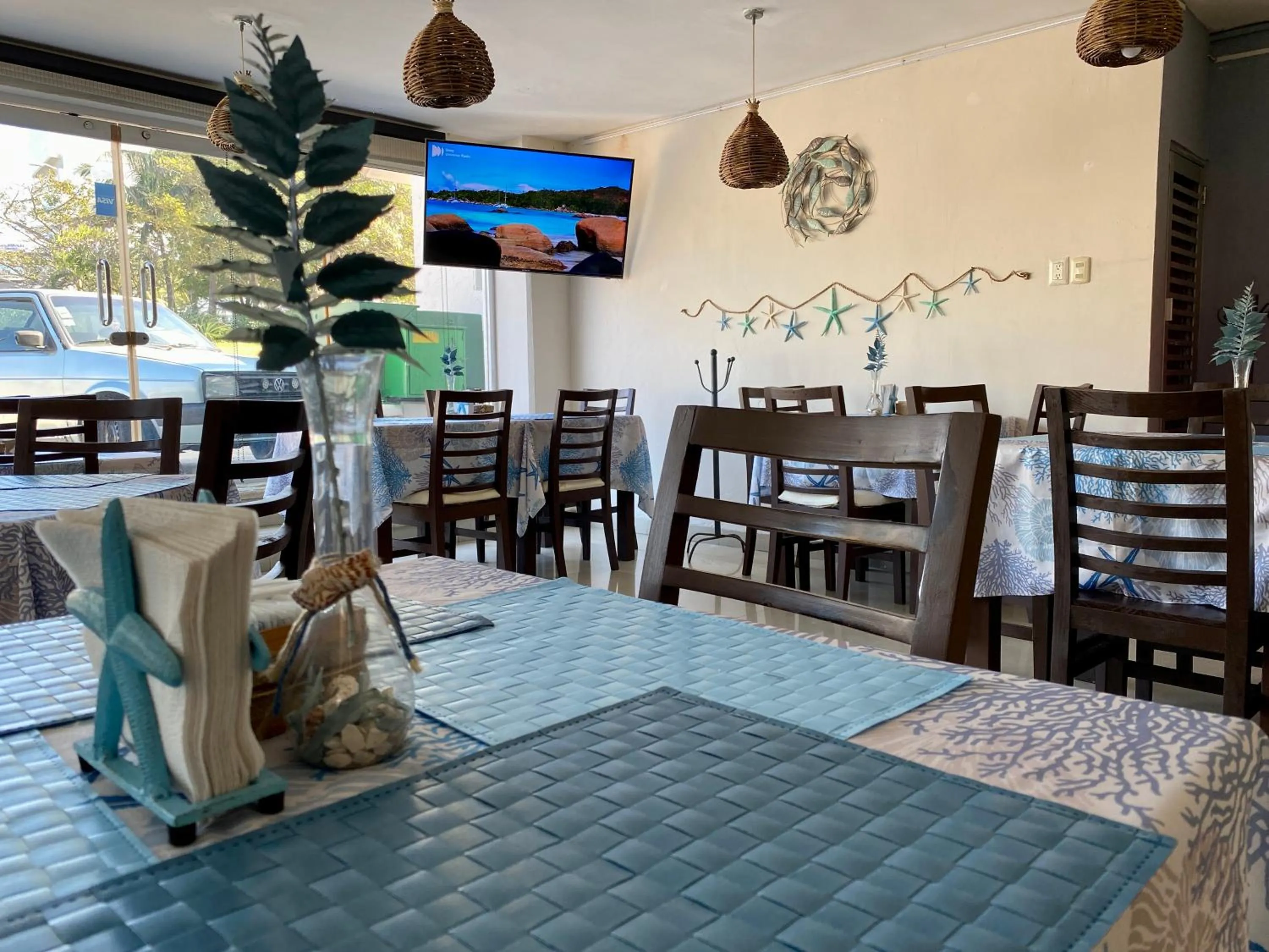 Restaurant/places to eat in Hotel Playa de Oro - Enfrente de WTC y Plazas Comerciales