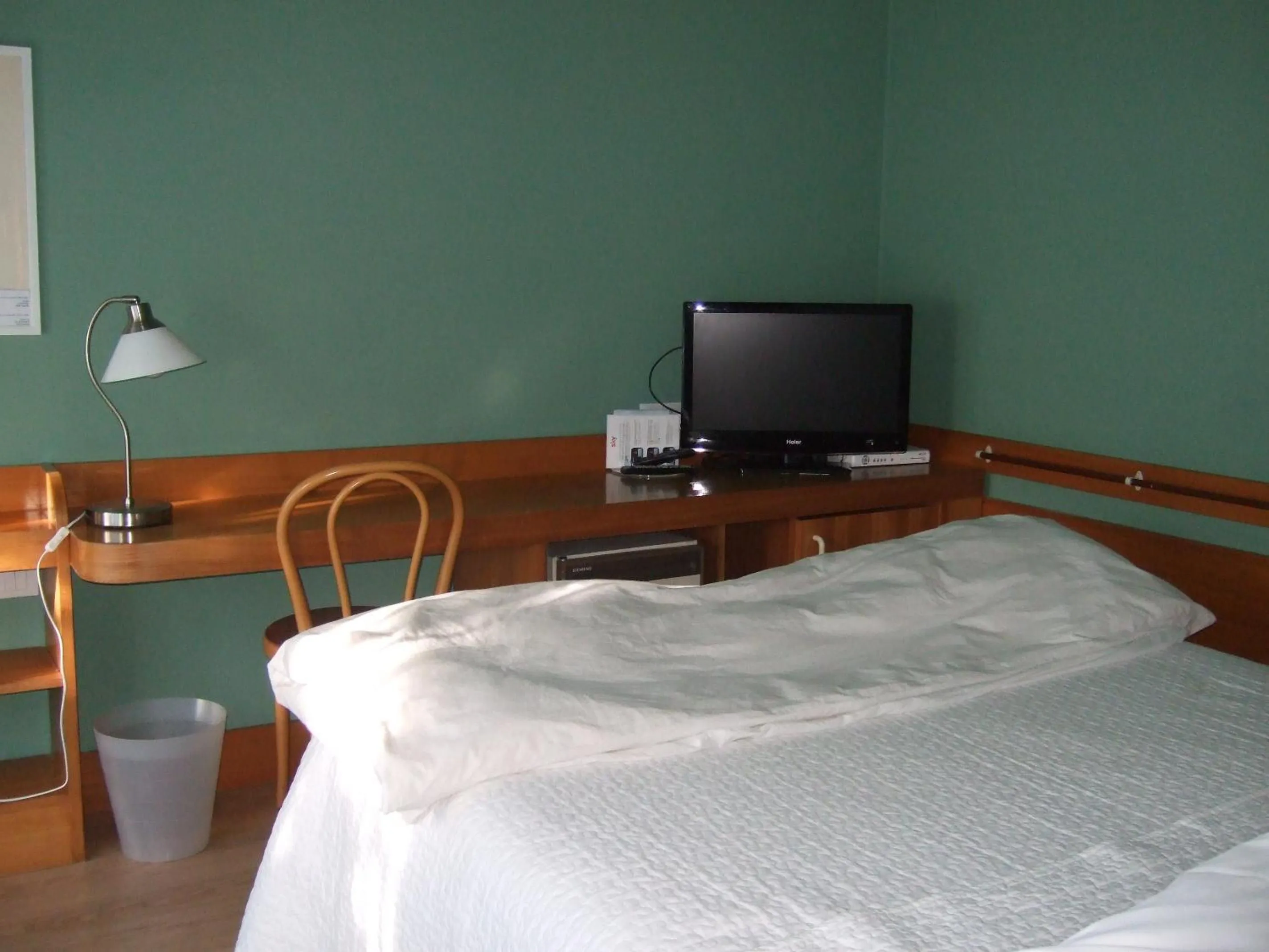 Bed in Hotel Canturio