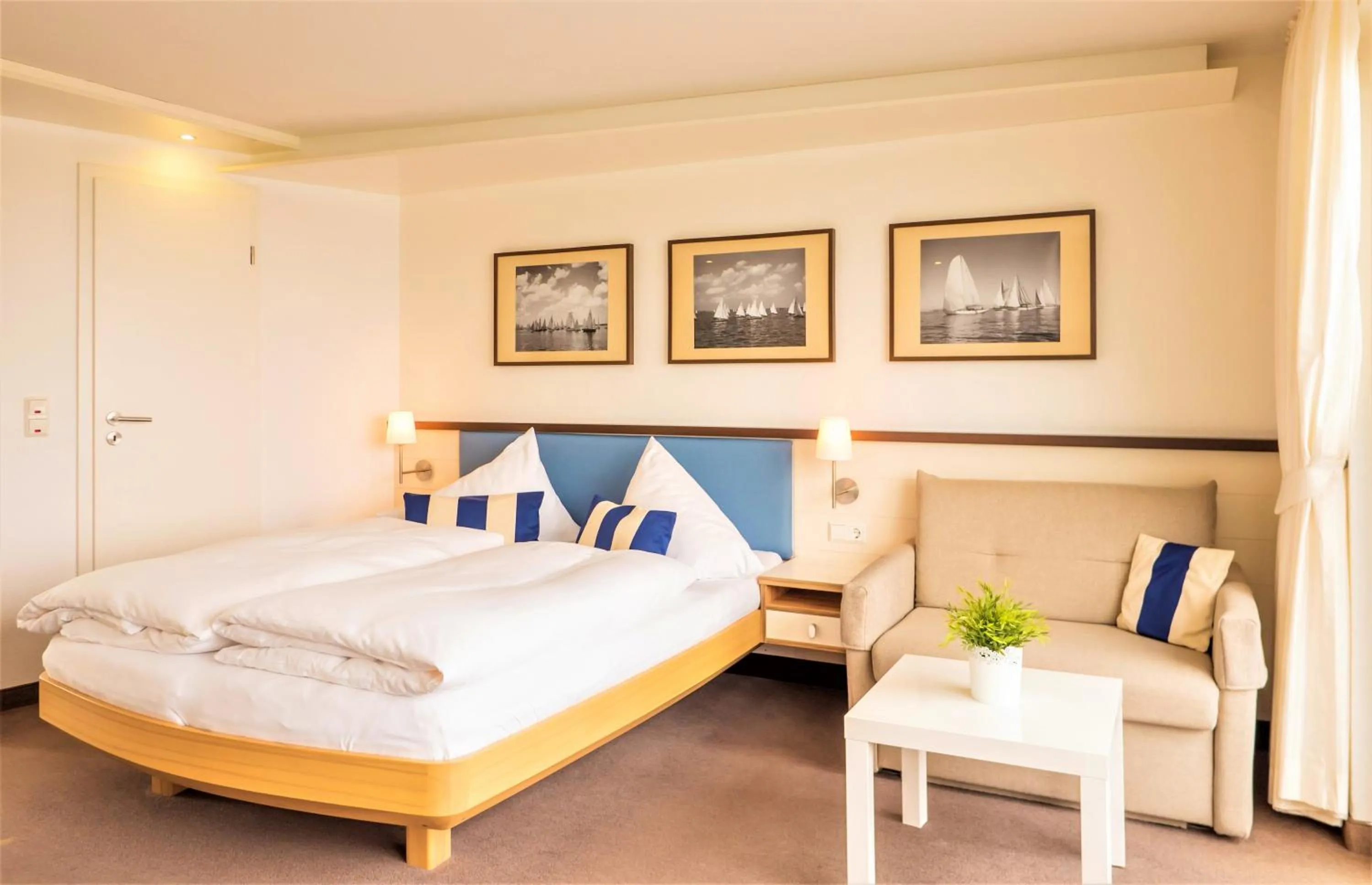 Photo of the whole room, Bed in Miramar