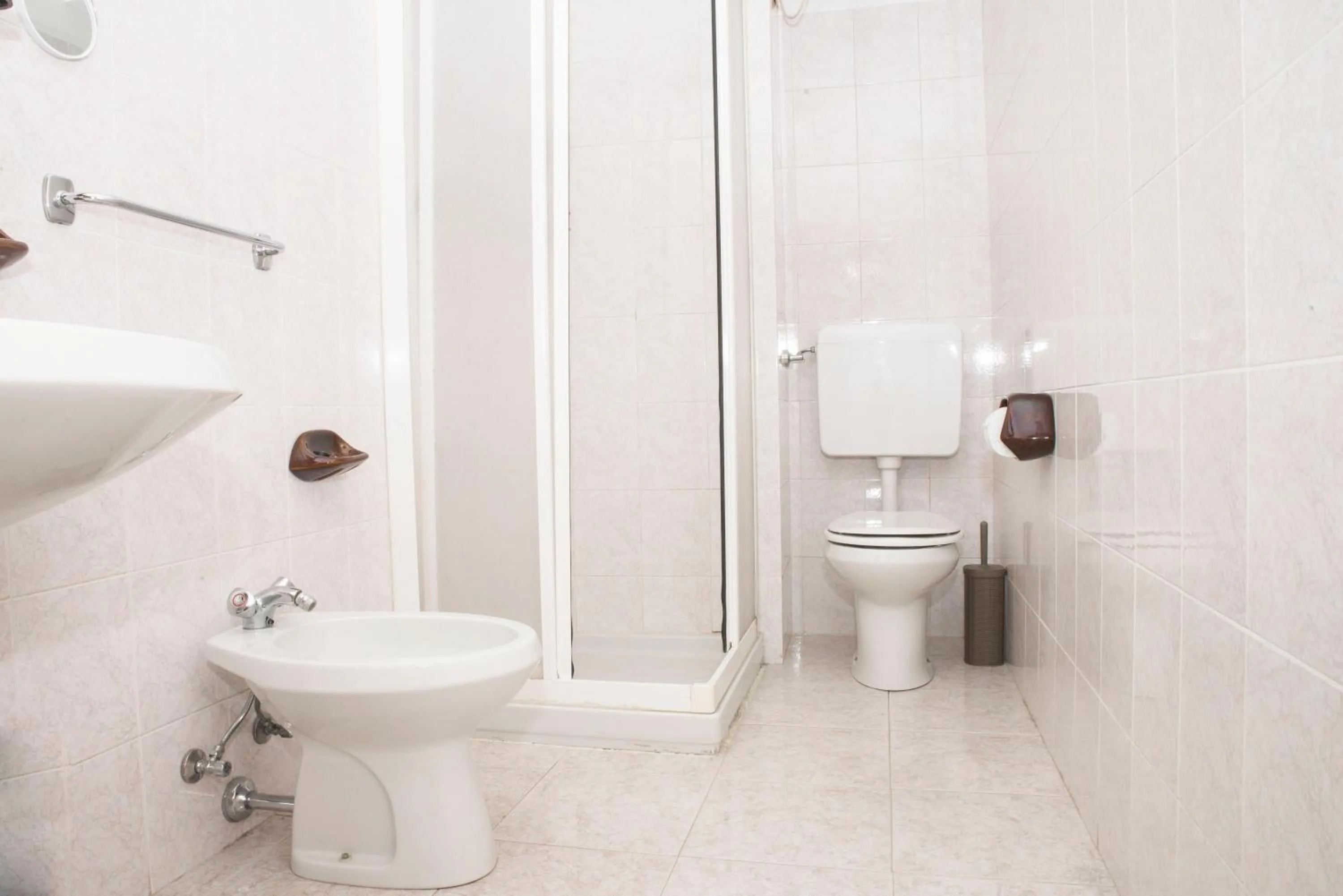 Shower in MAMA Apartments