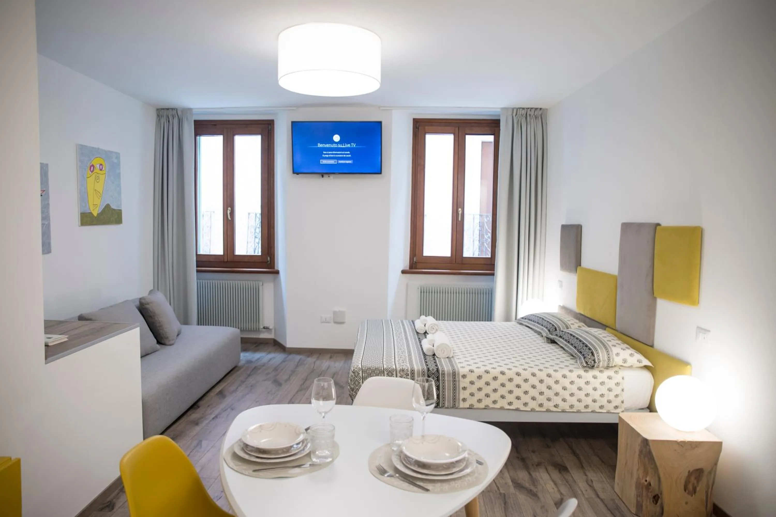 Photo of the whole room, Bed in MAMA Apartments