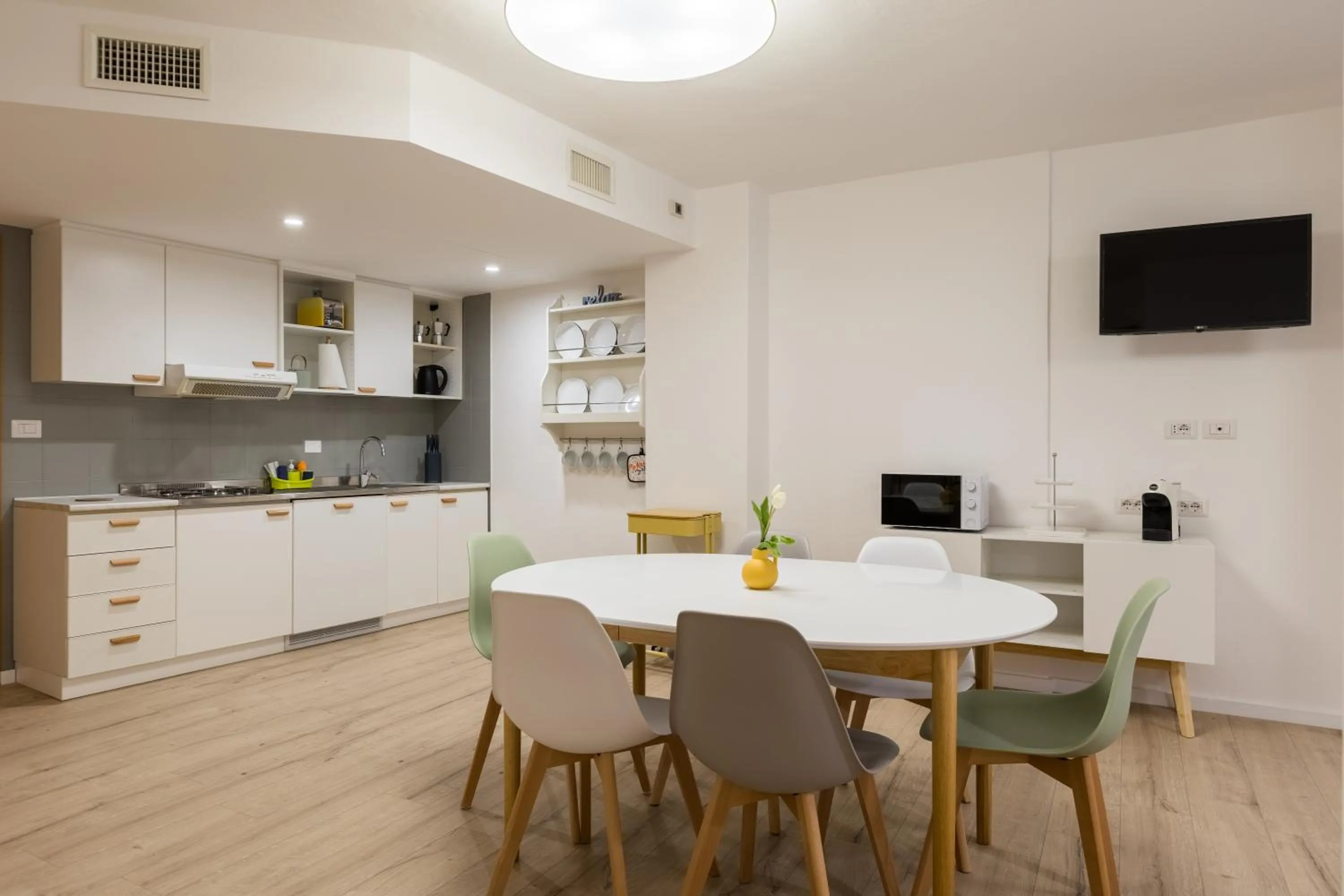 Kitchen or kitchenette in MAMA Apartments