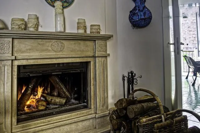 Decorative detail in Casa Mariannina