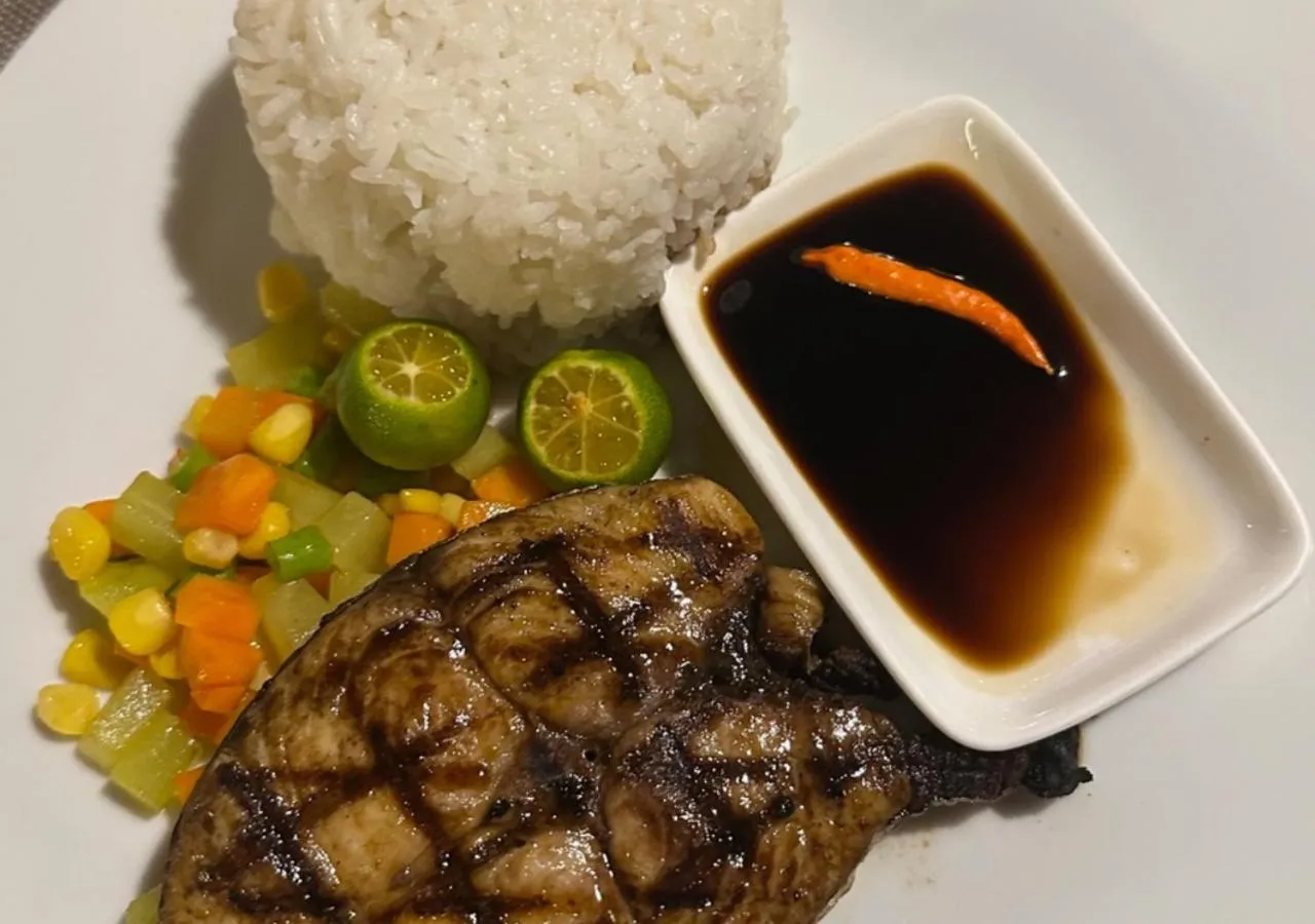 Food and drinks in Hotel Oasis Port Barton