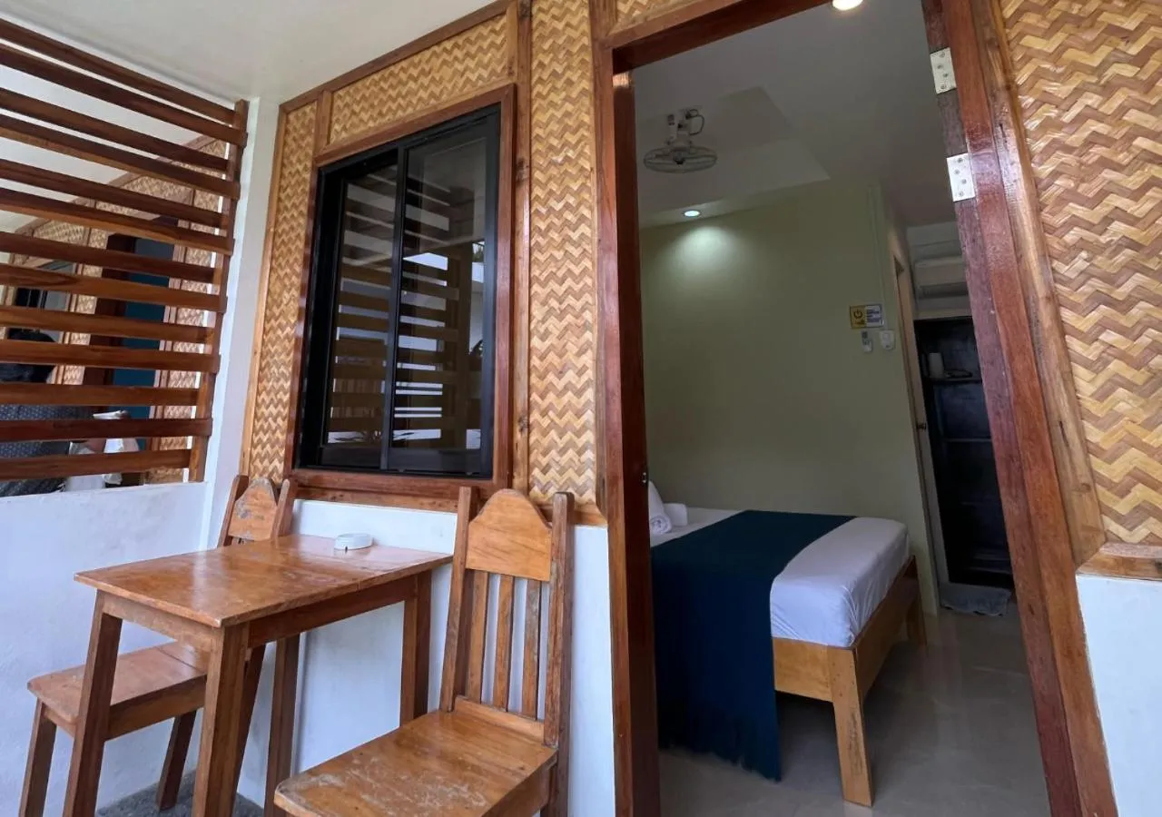 View (from property/room), Bed in Hotel Oasis Port Barton