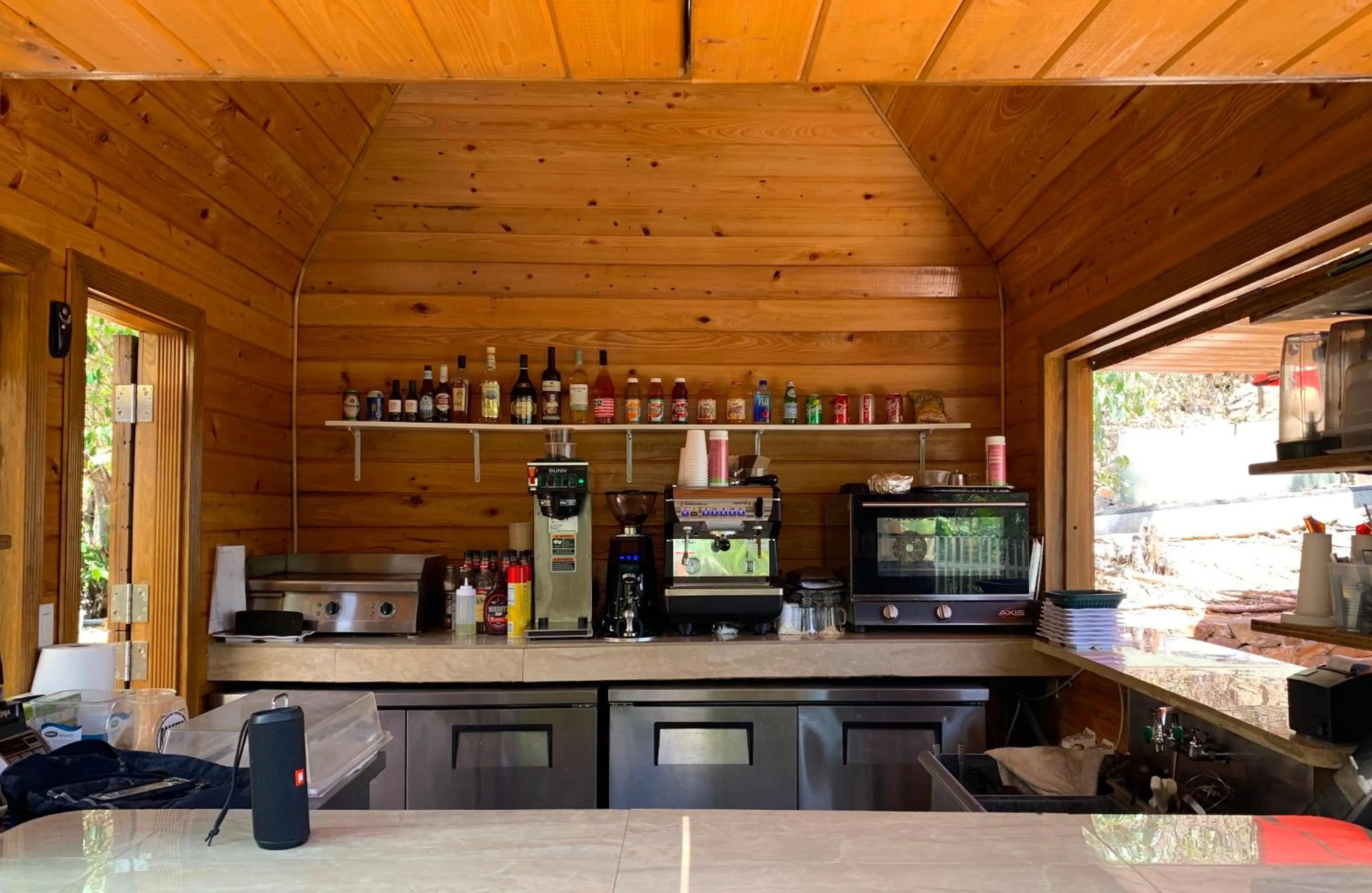 Restaurant/places to eat in Emerald Beach Resort