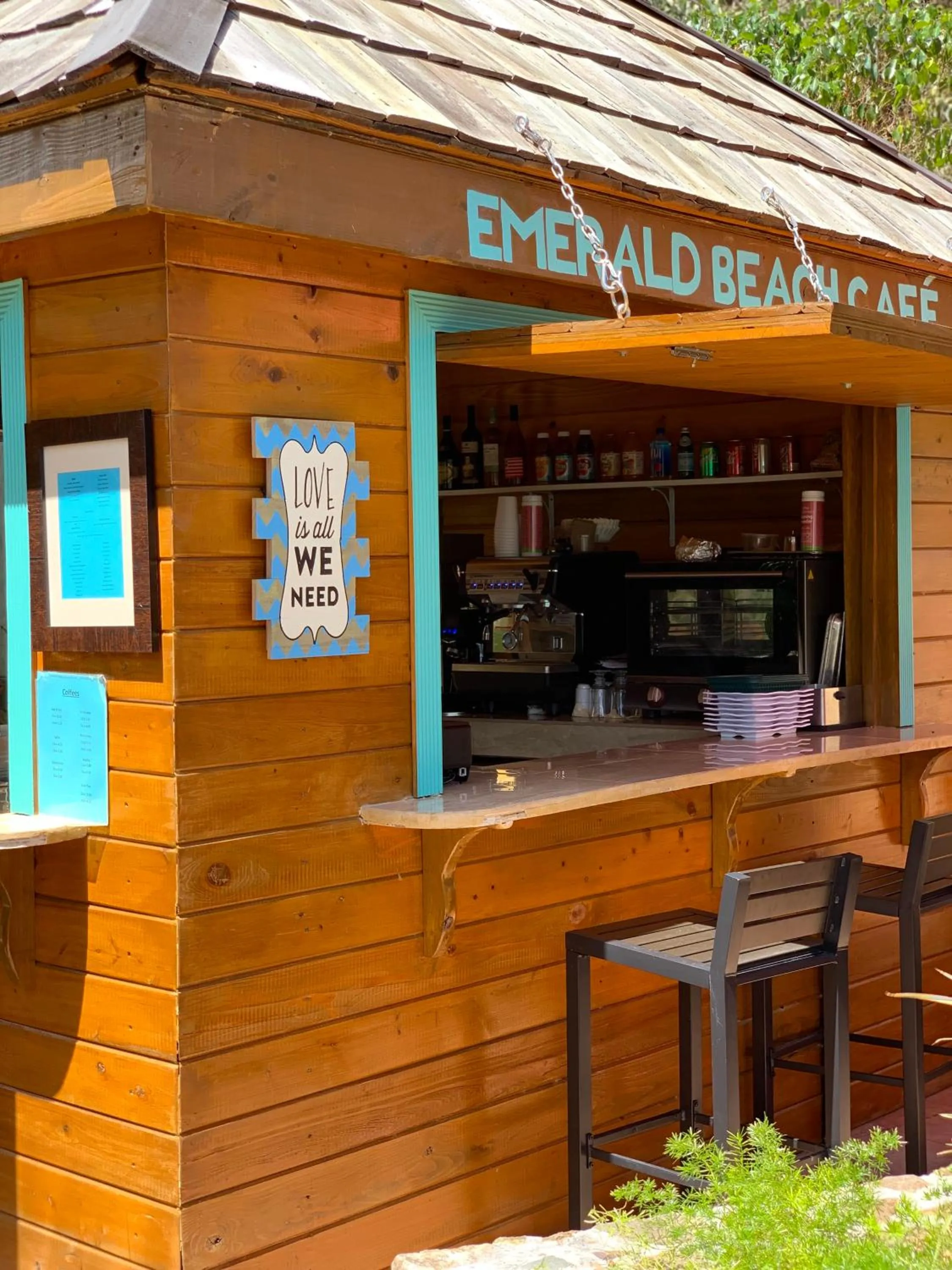 Restaurant/places to eat in Emerald Beach Resort