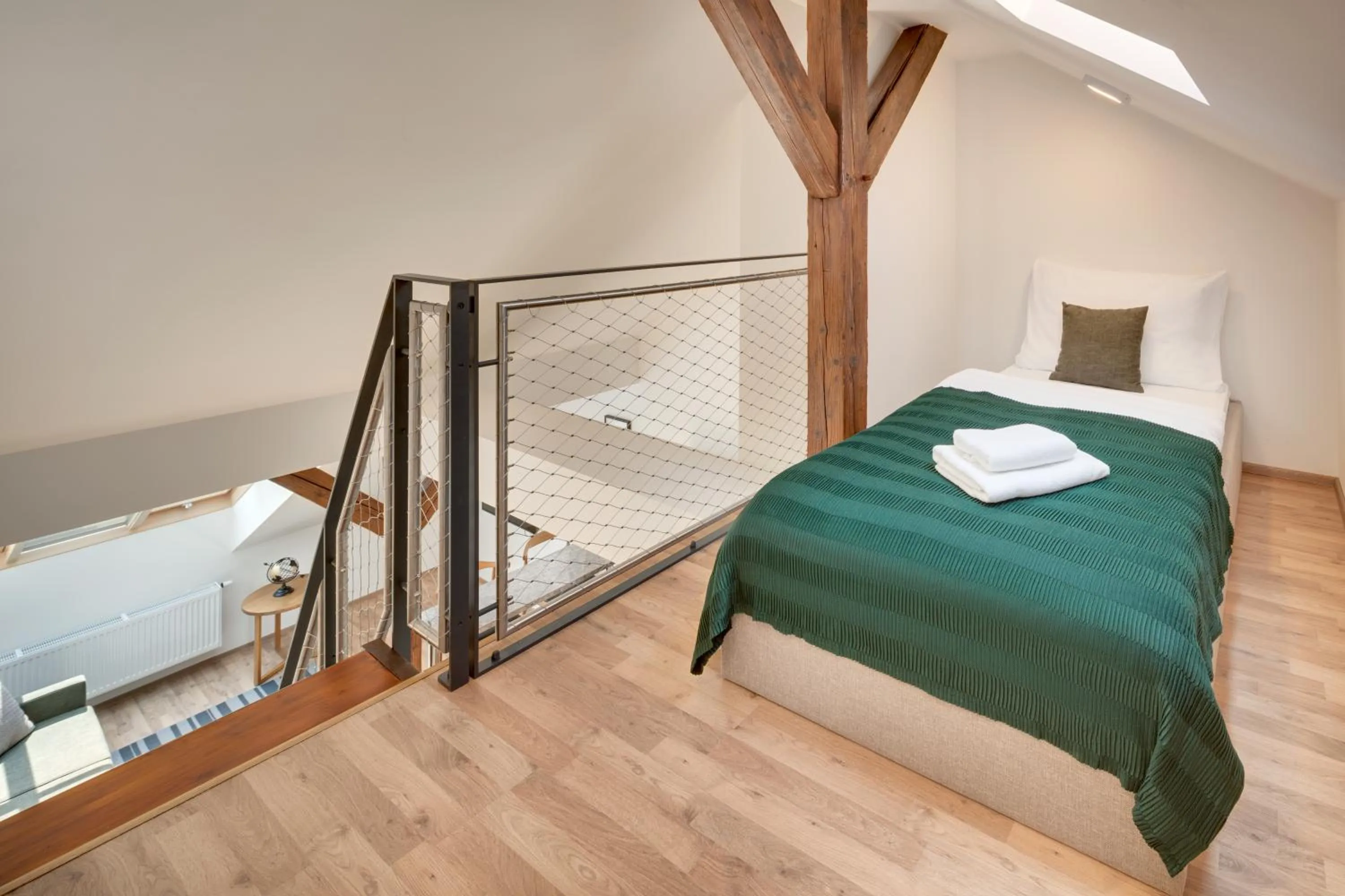 Bed in Louren Apartments