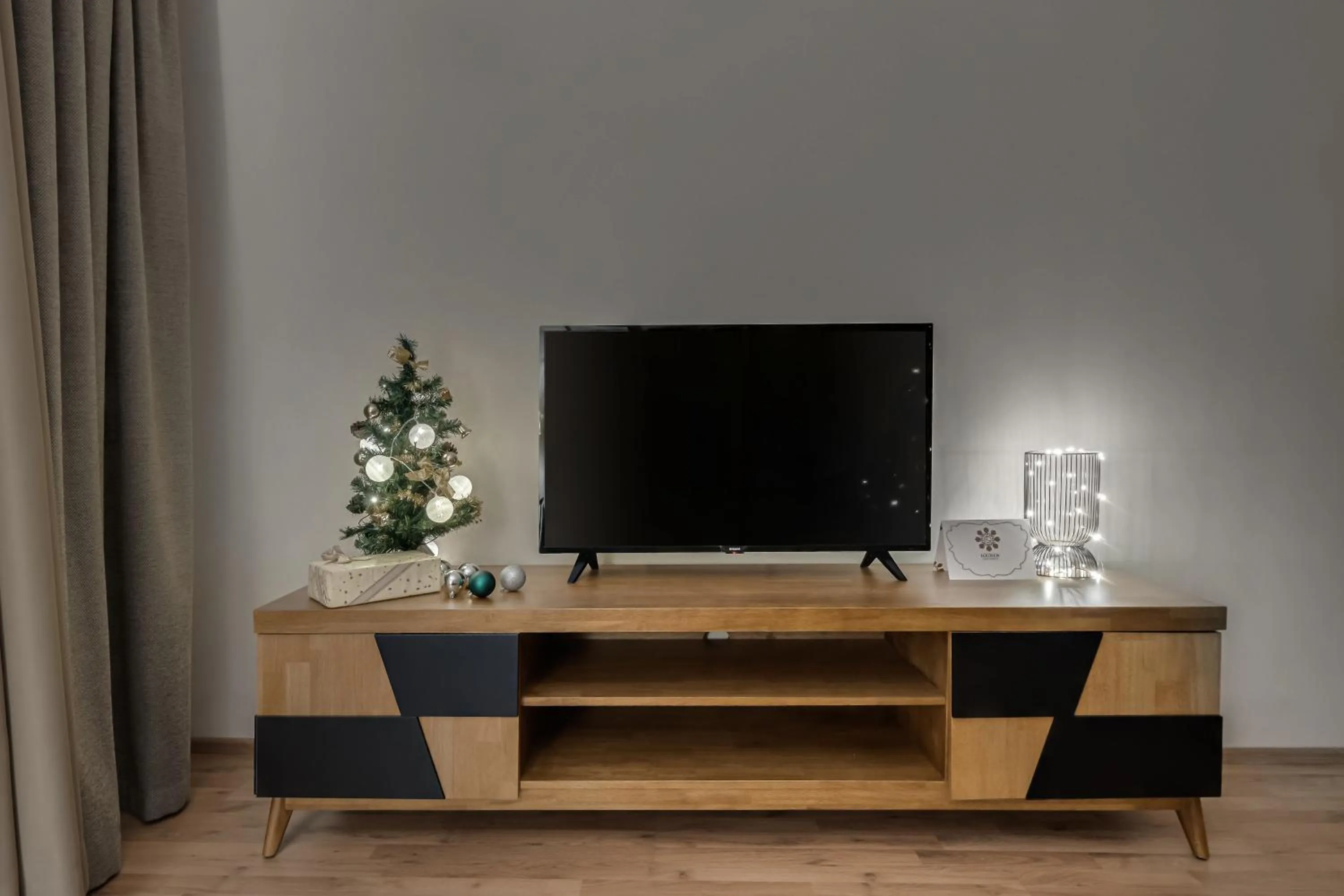 TV and multimedia in Louren Apartments