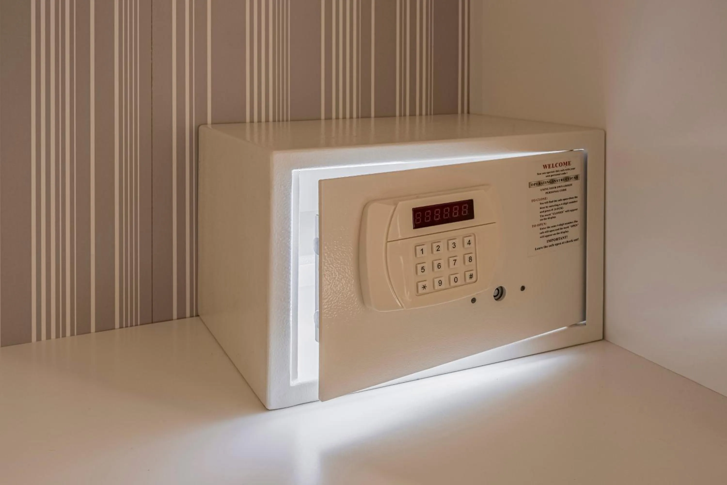 safe in Louren Apartments