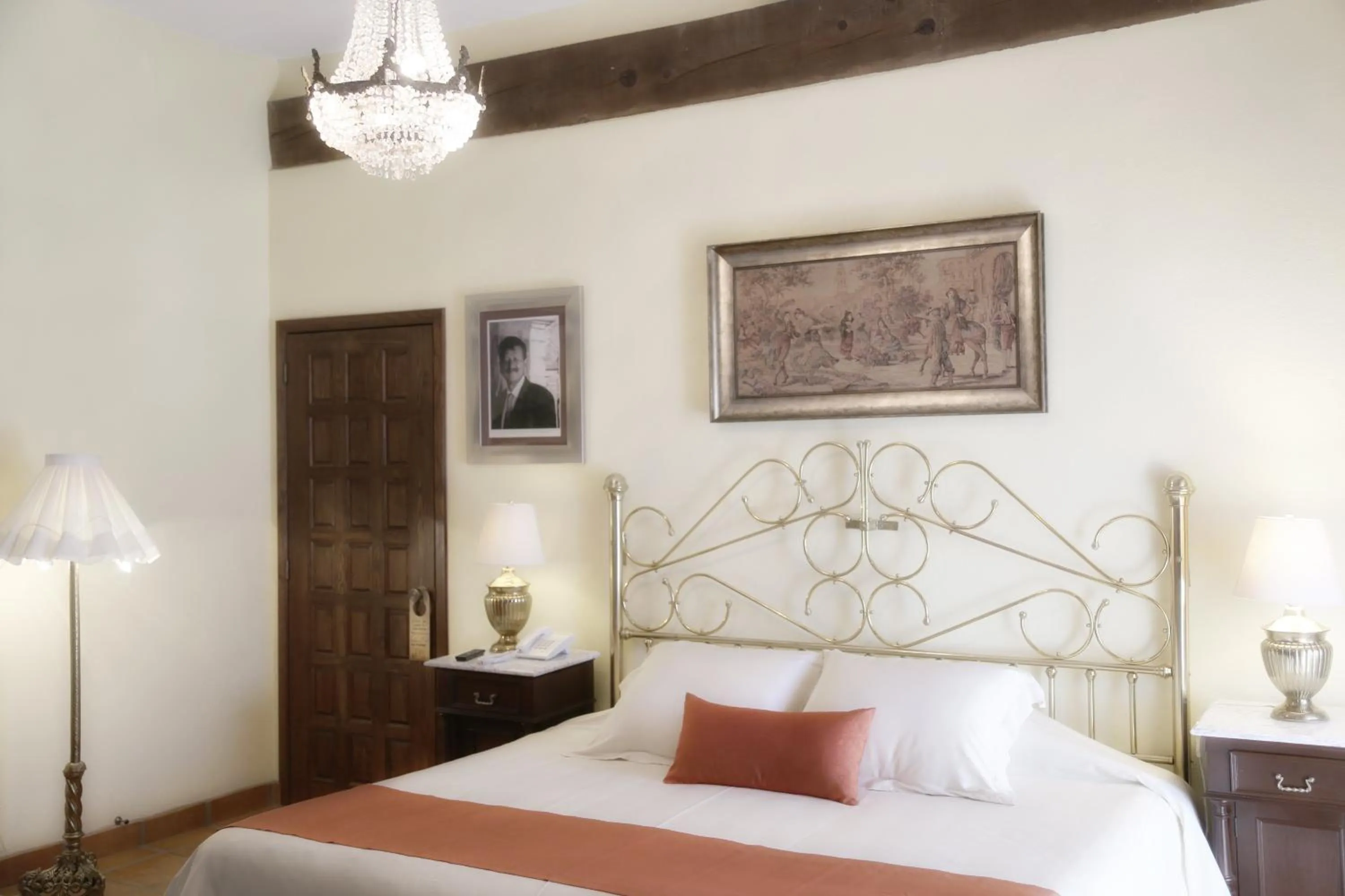 Decorative detail, Bed in El Meson de los Poetas