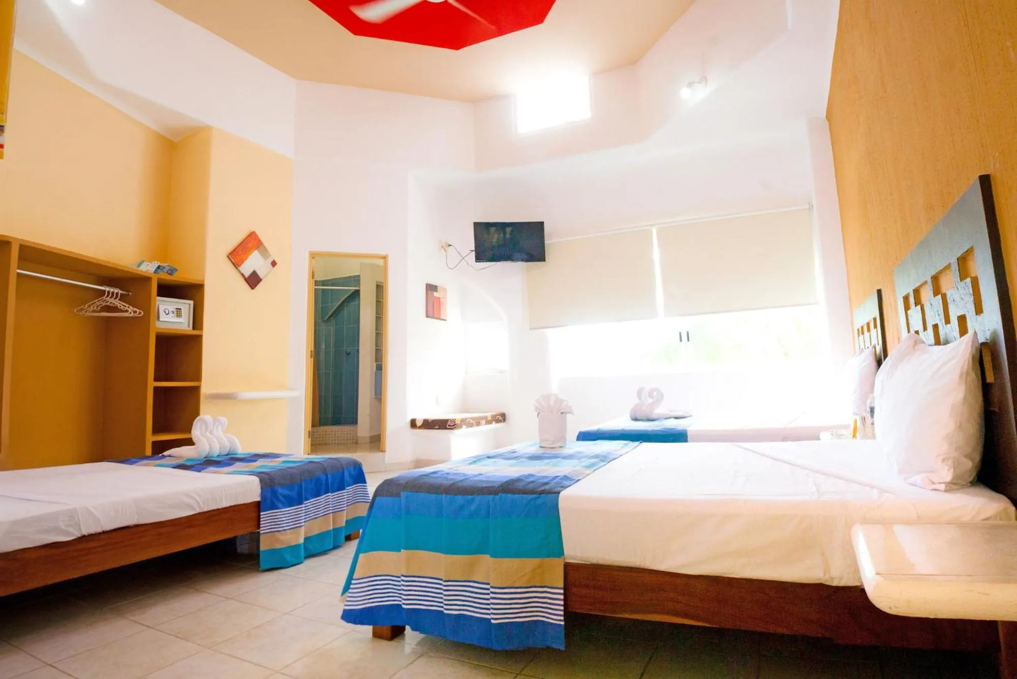 Bed in Hotel Bahia Huatulco