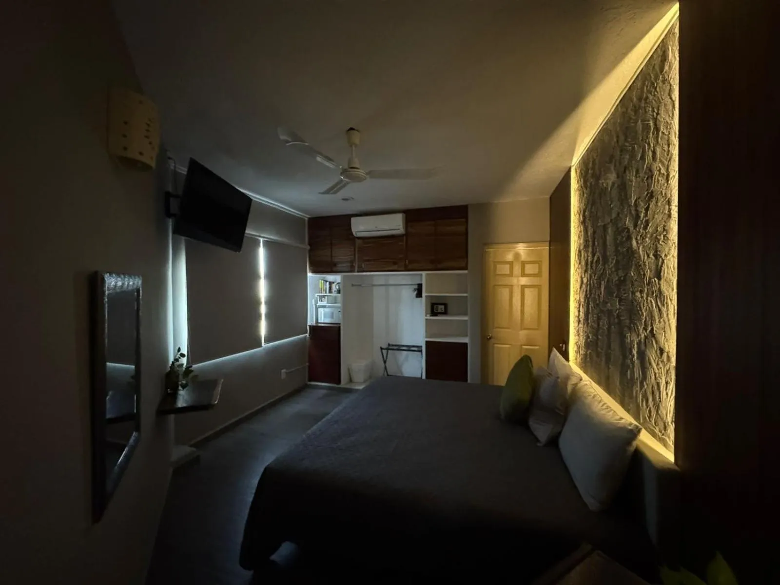 Bed in Hotel Bahia Huatulco