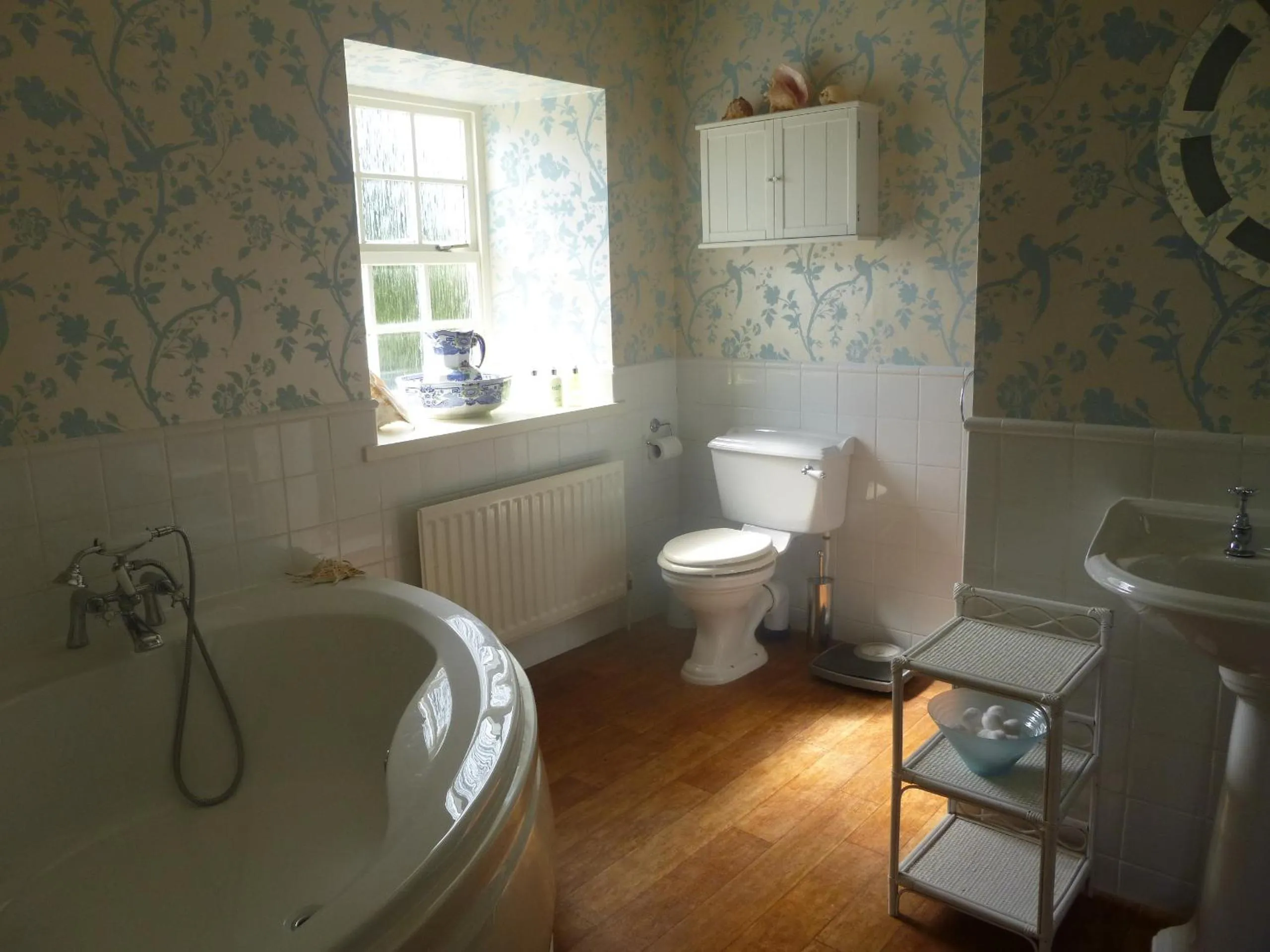 Bathroom in The Gin Gan