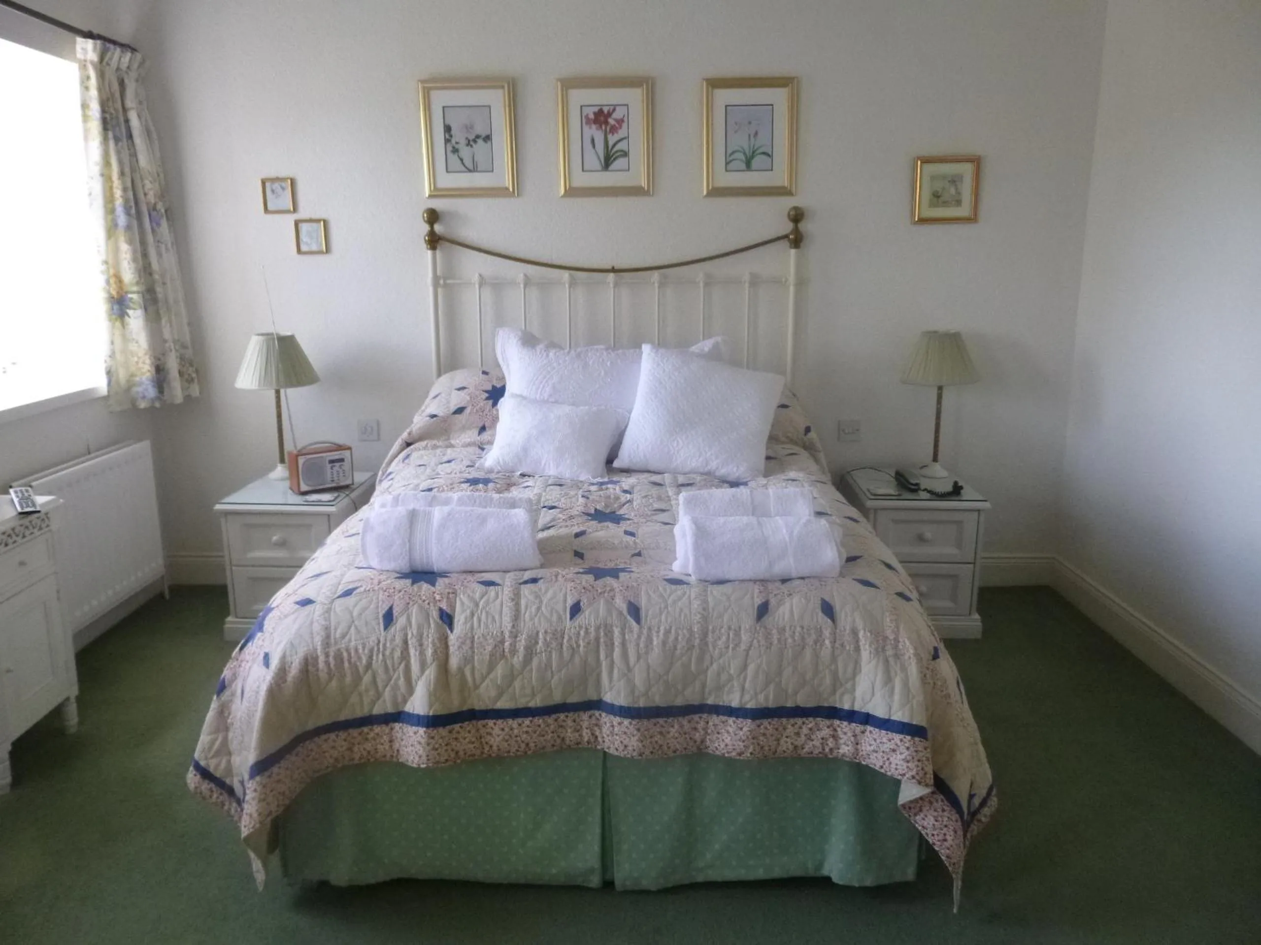 Bedroom in The Gin Gan