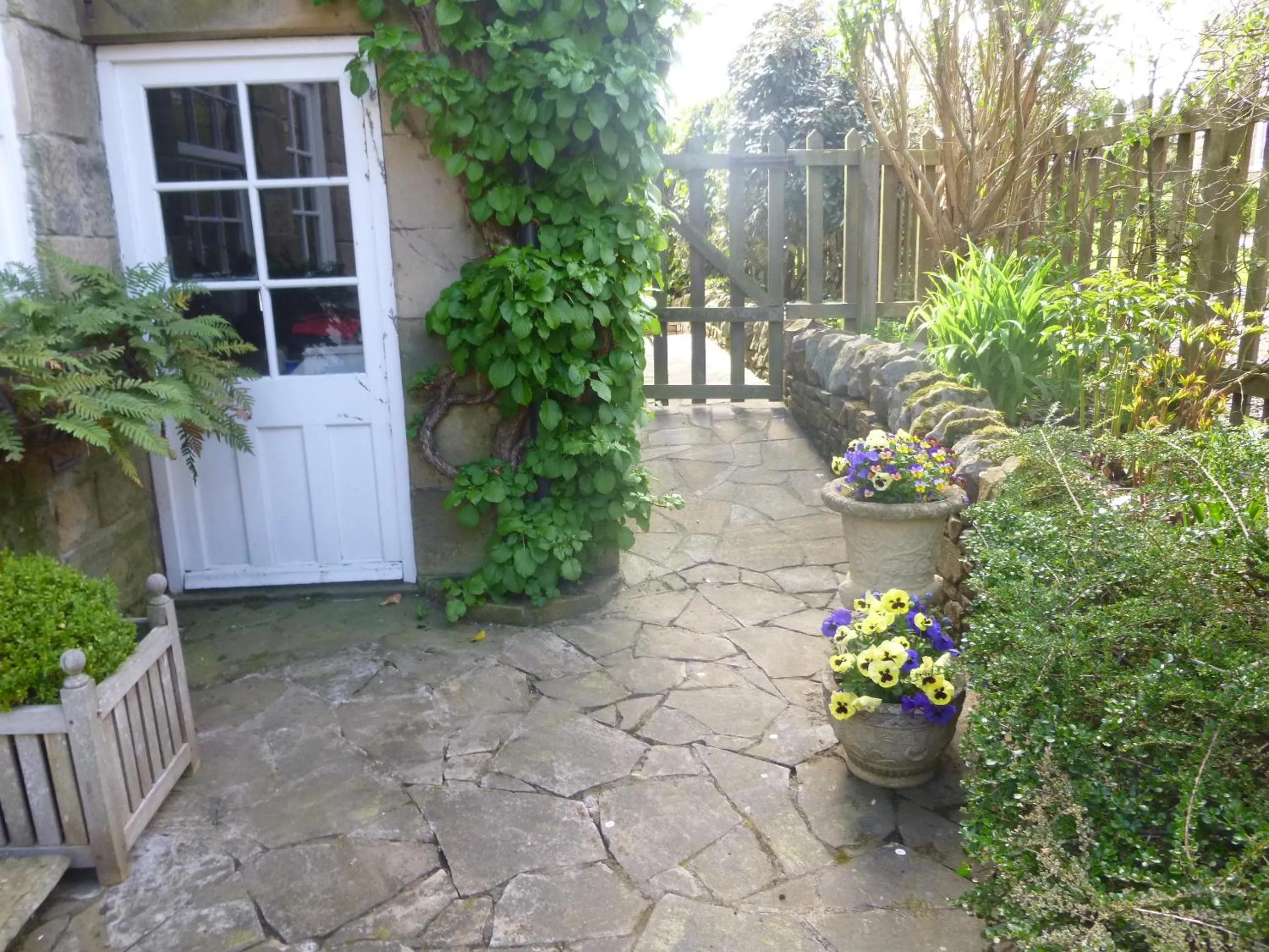 Property building in The Gin Gan