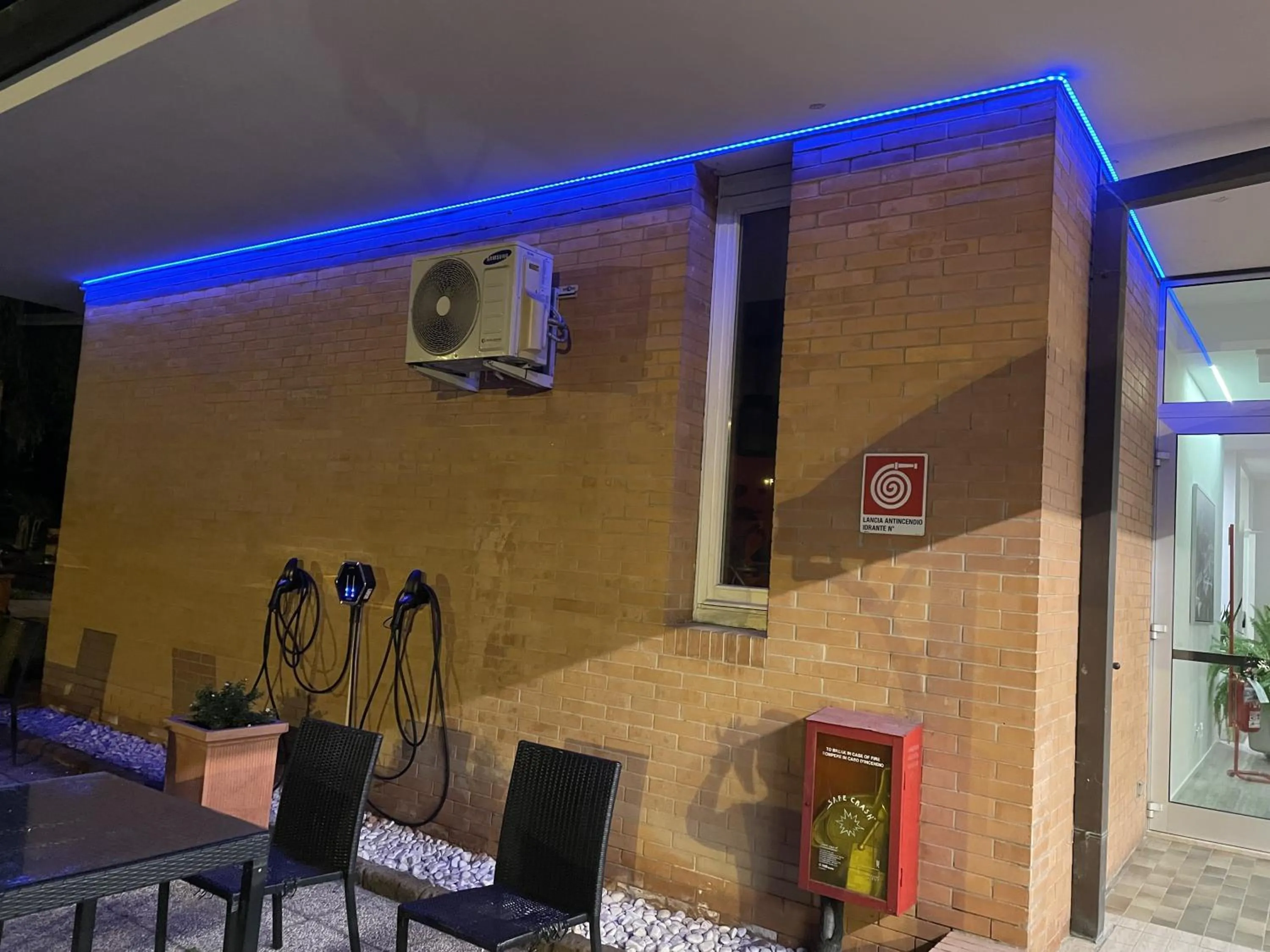 Parking in Hotel Petrarca