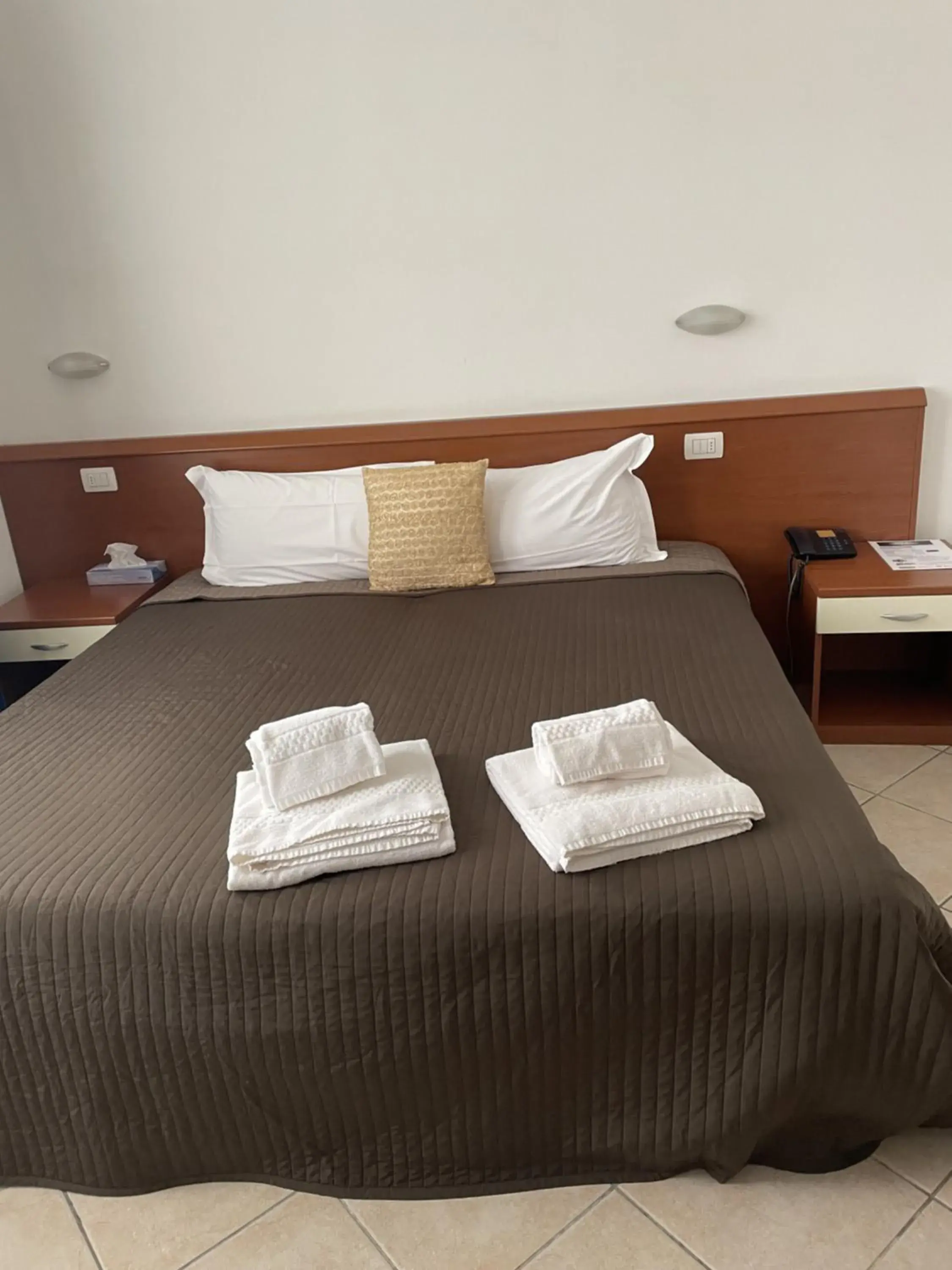 Double or Twin Room - single occupancy in Hotel Petrarca Double or Twin Room - single occupancy in Hotel Petrarca